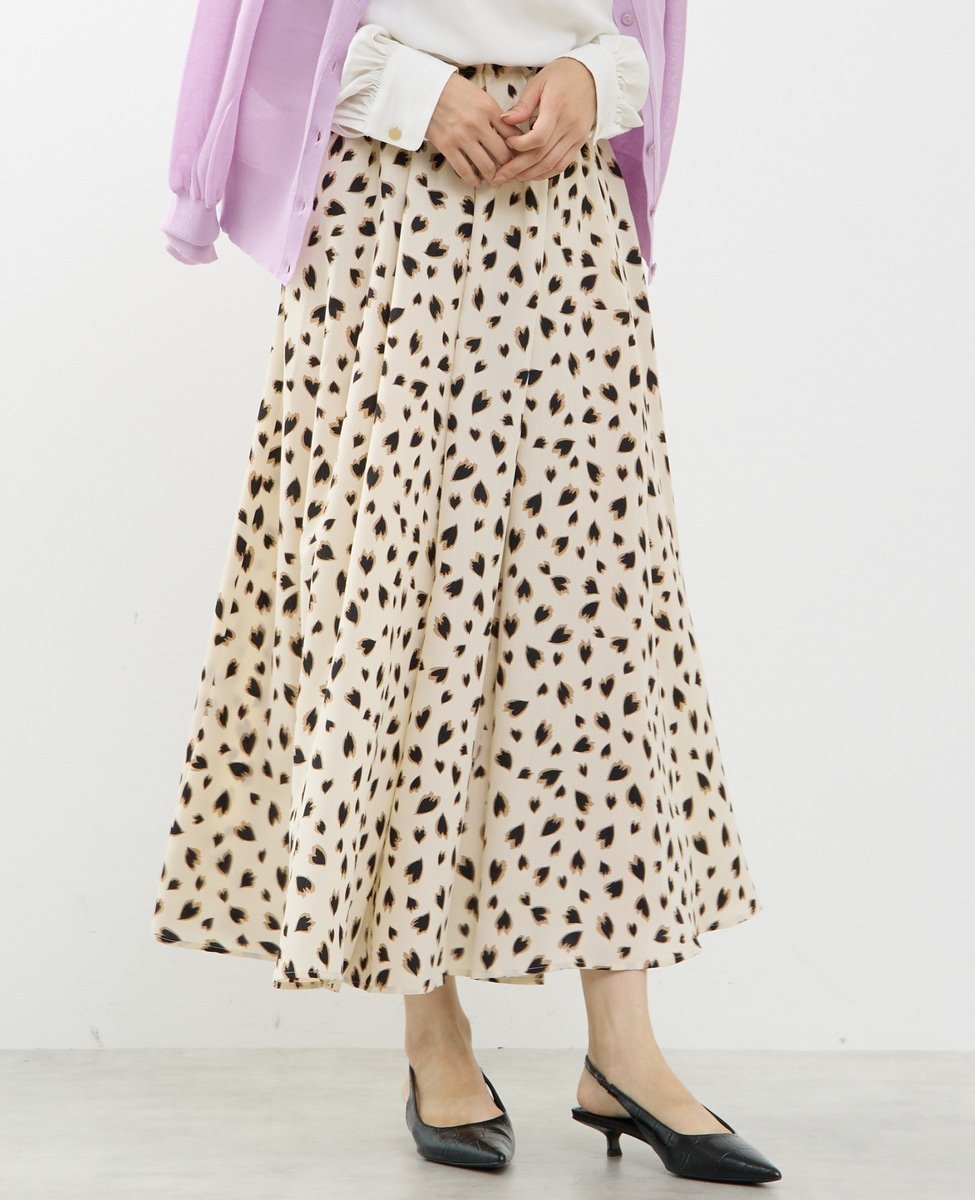 【ティアラ/Tiara】のレオパードプリントギャザーフレアスカート インテリア・キッズ・メンズ・レディースファッション・服の通販 founy(ファニー) 　ファッション　Fashion　レディースファッション　Fashion for Women　スカート　Skirts　Aライン・フレアスカート　A-Line & Flared Skirts　トレンド　Trend, Trending Now　フレア　Flare, Flared　フロント　Front, Front Design　プリント　Print, Printed Pattern　レオパード　Leopard, Animal Print　今季　This Season, Current Season　アイボリー|ID: prp329100004829580 ipo3291000000035151358