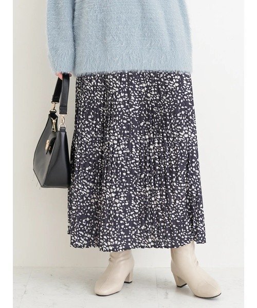 【ジェイ アンド シュプール/Re J&SUPURE】のダルメシアン柄プリーツスカート インテリア・キッズ・メンズ・レディースファッション・服の通販 founy(ファニー) 　ファッション　Fashion　レディースファッション　Fashion for Women　スカート　Skirts　プリーツスカート / 上品フェミニンスタイル　Pleated Skirts　エレガント 上品　Elegant　ショート　Short, Short Length　スウェット / スエット　Sweatshirt, Sweatwear　スタイリッシュ　Stylish, Fashionable　パーカー　Hoodie, Parka　プリント　Print, Printed Pattern　プリーツ　Pleats, Pleated　ポケット　Pocket, Pocket Detail　モノトーン　Monotone, Black and White　黒|ID: prp329100004829601 ipo3291000000035151488