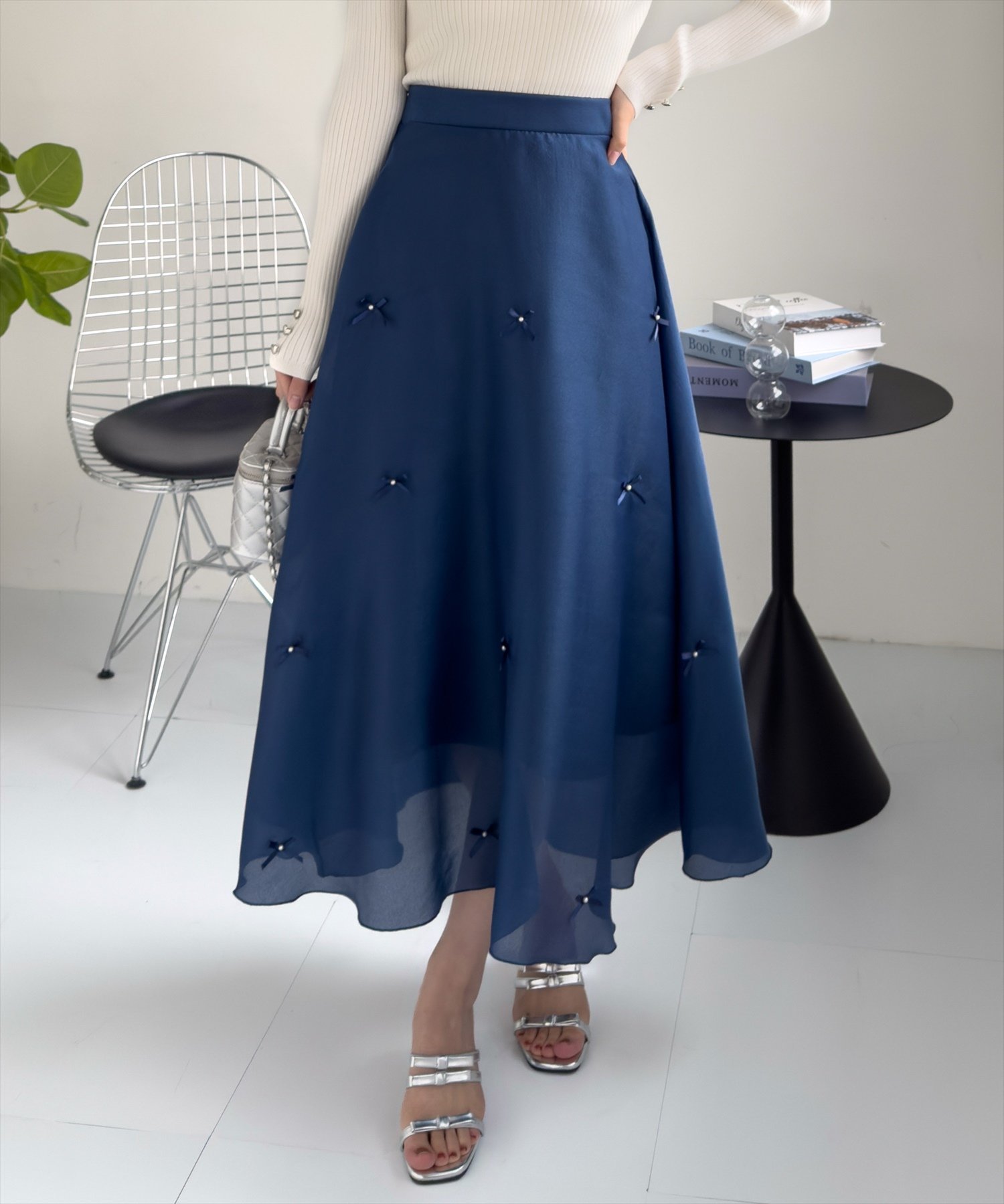 【クリア/clear】のリボン付きチュールフレアスカート インテリア・キッズ・メンズ・レディースファッション・服の通販 founy(ファニー) 　ファッション　Fashion　レディースファッション　Fashion for Women　スカート　Skirts　Aライン・フレアスカート　A-Line & Flared Skirts　オケージョン　Occasion Wear　サンダル　Sandals, Summer Shoes　シンプル　Simple, Minimal　パール　Pearl, Pearl Accent　フレア　Flare, Flared　リボン　Ribbon, Bow　NVY|ID: prp329100004829603 ipo3291000000035151494