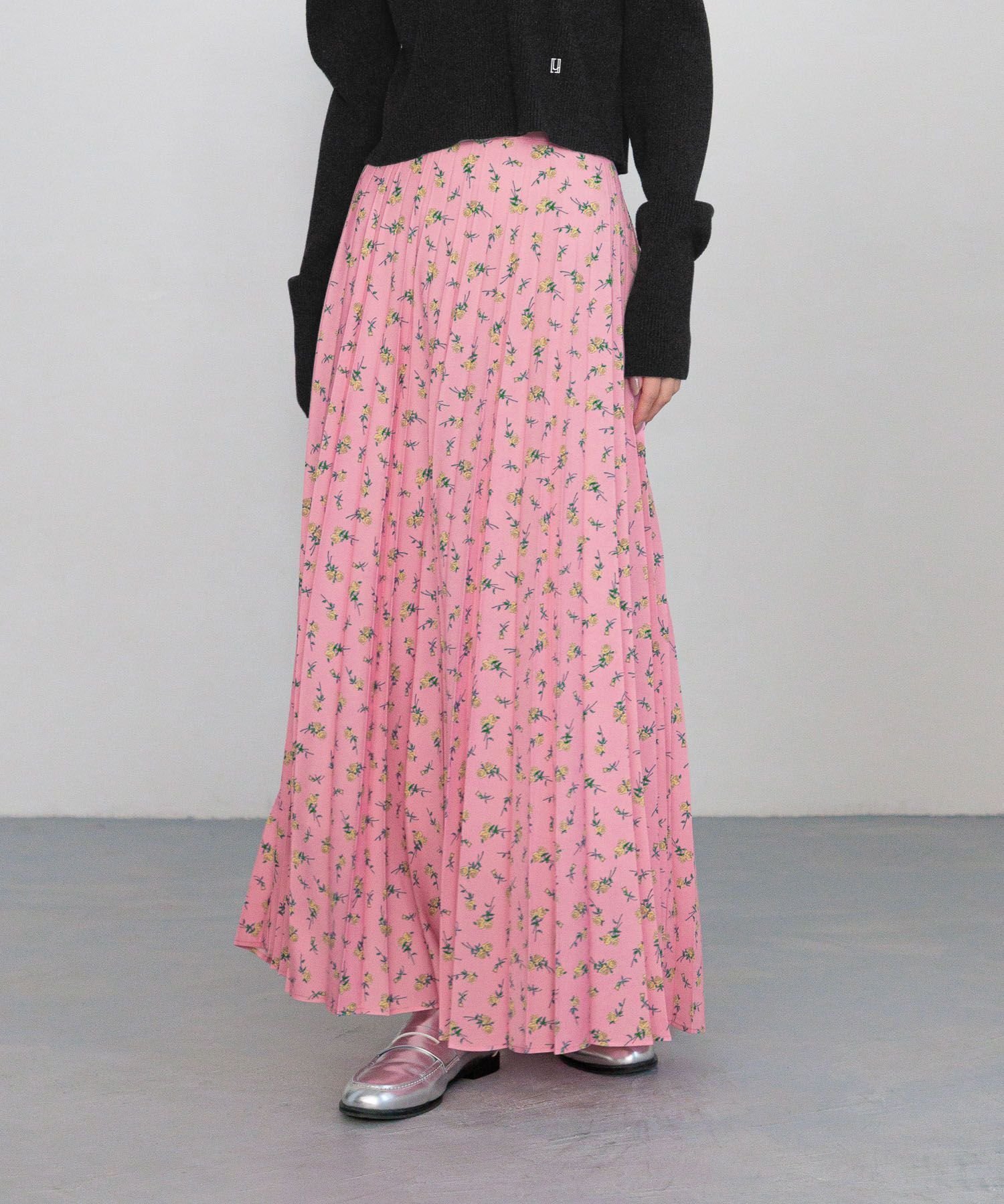 【ローリーズファーム/LOWRYS FARM】のプリントプリーツスカート インテリア・キッズ・メンズ・レディースファッション・服の通販 founy(ファニー) 　ファッション　Fashion　レディースファッション　Fashion for Women　スカート　Skirts　プリーツスカート / 上品フェミニンスタイル　Pleated Skirts　チェック　Check, Plaid, Tartan　トレンド　Trend, Trending Now　バランス　Balance, Style Balance　フィット　Fit, Slim Fit　プリント　Print, Printed Pattern　プリーツ　Pleats, Pleated　再入荷　Restock / Back in Stock　定番　Standard, Basic Item　★NEWカラー★ピンク×フラワー08|ID: prp329100004829628 ipo3291000000035151804