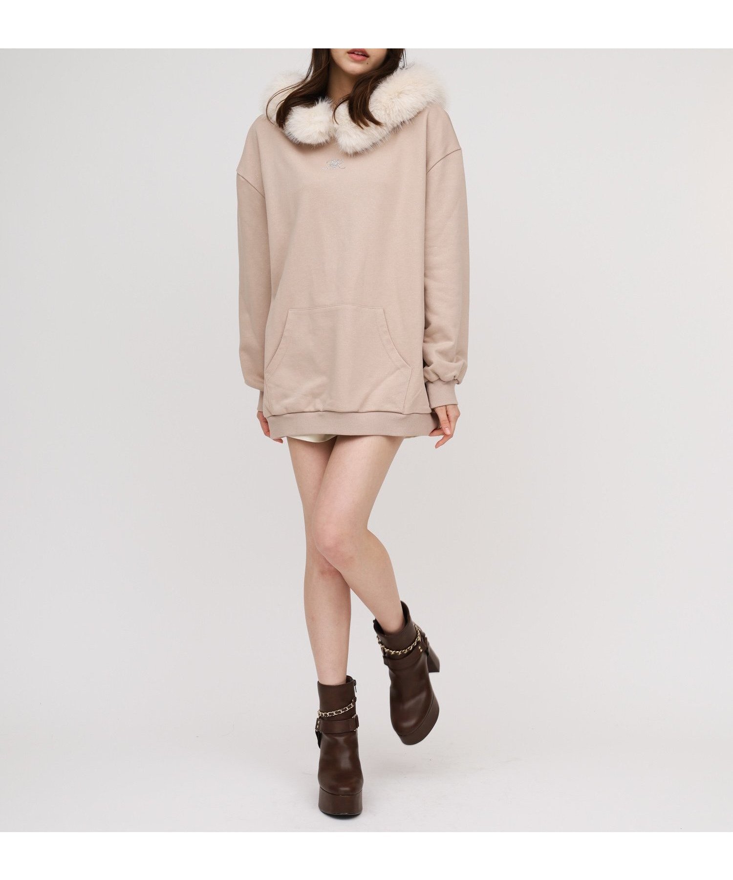 【ロイヤルパーティー/ROYAL PARTY】のファー付ラメ裏毛フーディーミニワンピース 人気、トレンドファッション・服の通販 founy(ファニー) 　ファッション　Fashion　レディースファッション　Fashion for Women　ワンピース　Dresses　エレガント 上品　Elegant　秋　Autumn　 other-1|ID: prp329100004829674 ipo3291000000035152732