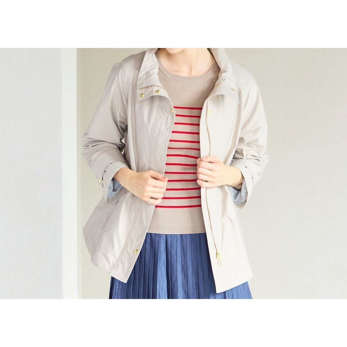 【リリアンビューティエクラ/Liliane Burty ECLAT】の【エアロサーモ】ラグランスリーブジャケット インテリア・キッズ・メンズ・レディースファッション・服の通販 founy(ファニー) 　ファッション　Fashion　レディースファッション　Fashion for Women　アウター　Coat / Outerwear Collection　レディースジャケット・軽アウター　Jackets　ギャザー　Gathered, Ruffled　コレクション　Collection, Seasonal Line　コンパクト　Compact, Small Size　ジャケット　Jacket, Outerwear　スポーティ　Sporty, Casual Athletic　タフタ　Taffeta, Structured Fabric　ダウン　Down, Puffer　ドット　Polka Dot, Dot Pattern　長袖　Long Sleeve, Full Sleeve　バランス　Balance, Style Balance　ブルゾン　Blouson, Bomber Jacket　ポケット　Pocket, Pocket Detail　防寒　Cold Protection, Winter-Ready　メッシュ　Mesh, Net Fabric　リュクス　Luxury, Elegant, High-End, Chic　ライトグレー|ID: prp329100004829680 ipo3291000000035152883