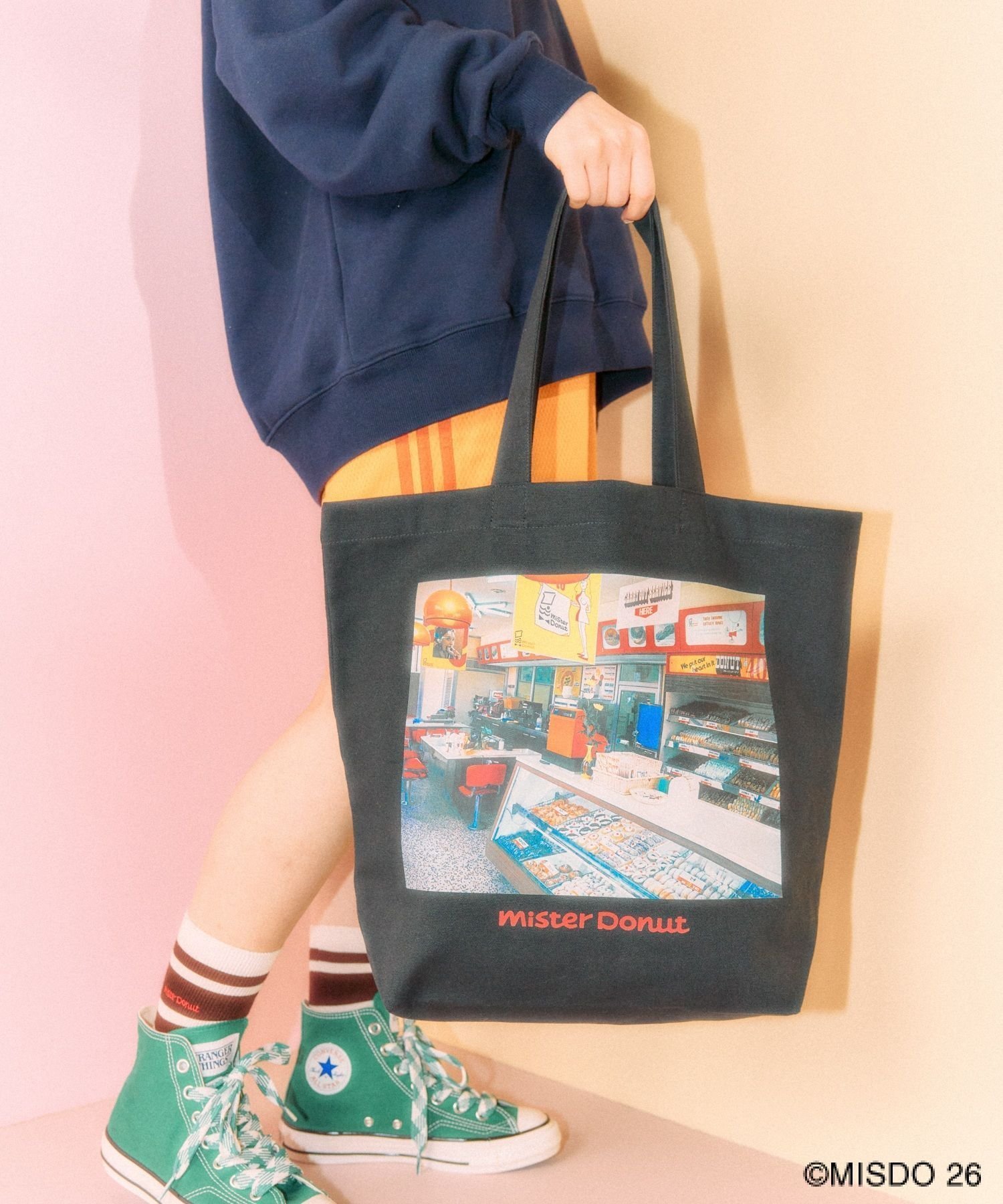 【レプシィム ローリーズファーム/LEPSIM LOWRYS FARM】の【Mister Donut】BIGトートバッグ 人気、トレンドファッション・服の通販 founy(ファニー) 　ファッション　Fashion　レディースファッション　Fashion for Women　バッグ　Bags　キャラクター　Character, Licensed Characters　チェーン　Chain, Chain Strap　プリント　Print, Printed Pattern　ビジネス 仕事 通勤　Business / Work / Commuting　 other-1|ID: prp329100004829751 ipo3291000000035153982