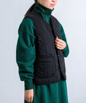 【ドミンゴ/DOMINGO】のT/Cポプリン インサレーションベスト 人気、トレンドファッション・服の通販 founy(ファニー) ファッション Fashion レディースファッション Fashion for Women アウター Coat / Outerwear Collection トップス・カットソー Cut & Sew Tops ベスト&ジレ / 重ね着スタイル Vests & Gilets オレンジ Orange 秋 Autumn キルト Quilt, Quilted Fabric コンパクト Compact, Small Size ストライプ Stripe, Striped Pattern スリット Slit, Slit Detail デニム Denim, Jeans Material パイピング Piping, Trim Design フィット Fit, Slim Fit ベスト Vest, Waistcoat ランダム Random, Irregular |ID:prp329100004829870