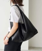 【スローブ イエナ/SLOBE IENA】の《追加9 》SLOBE トライアングルBAG 人気、トレンドファッション・服の通販 founy(ファニー) ファッション Fashion レディースファッション Fashion for Women バッグ Bags 2025年 2025 2025-2026秋冬・A/W Autumn/Winter 2025–26 AW25–26 おすすめ Recommended / Our Picks ショルダー Shoulder, Shoulder Strap トライアングル Triangle, Triangular Shape トレンド Trend, Trending Now フェミニン Feminine, Girly ビジネス 仕事 通勤 Business / Work / Commuting thumbnail ブラック|ID: prp329100004829887 ipo3291000000035155457