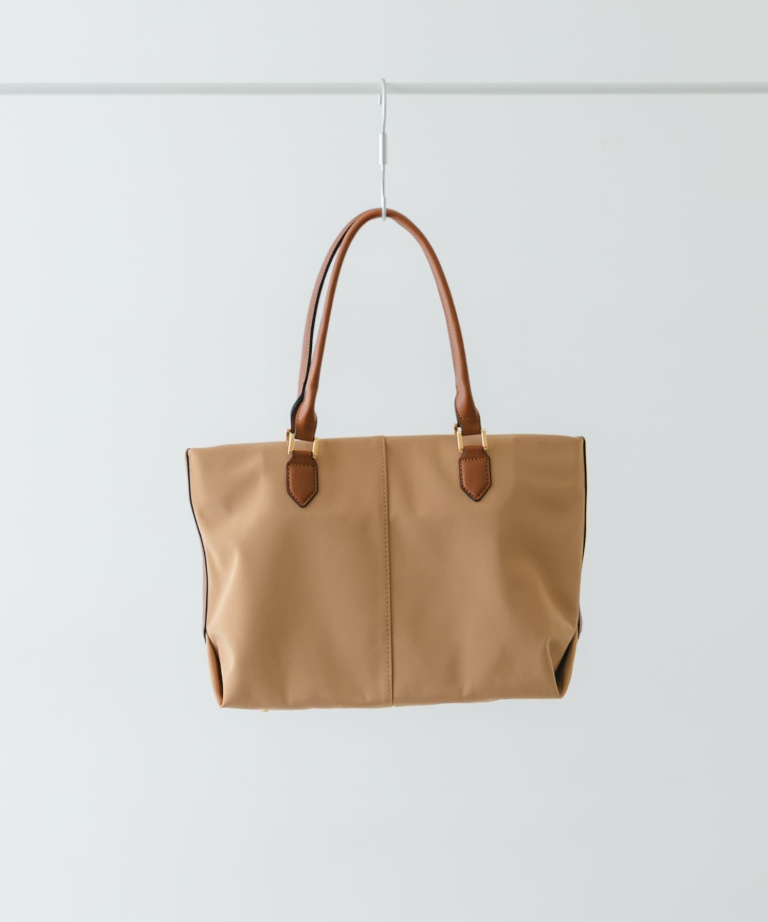 【ロデスコ/RODE SKO / URBAN RESEARCH】の撥水ミドルトートバッグ インテリア・キッズ・メンズ・レディースファッション・服の通販 founy(ファニー) ファッション Fashion レディースファッション Fashion for Women バッグ Bags シンプル Simple, Minimal デニム Denim, Jeans Material ミドル Middle Length, Mid Height S/S・春夏 SS, Spring/Summer, Warm Season おすすめ Recommended / Our Picks 夏 Summer ビジネス 仕事 通勤 Business / Work / Commuting 2026年 2026 ベージュ|ID: prp329100004829888 ipo3291000000035155462