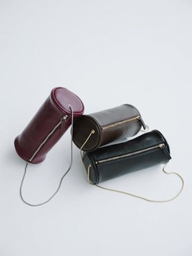 【アニュアンス/anuans】 ミニマルシリンダーバッグ人気、トレンドファッション・服の通販 founy(ファニー) ファッション Fashion レディースファッション Fashion for Women バッグ Bags ショルダー Shoulder, Shoulder Strap シンプル Simple, Minimal チェーン Chain, Chain Strap ライニング Inner Lining, Inner Fabric, Lined |ID:prp329100004829912