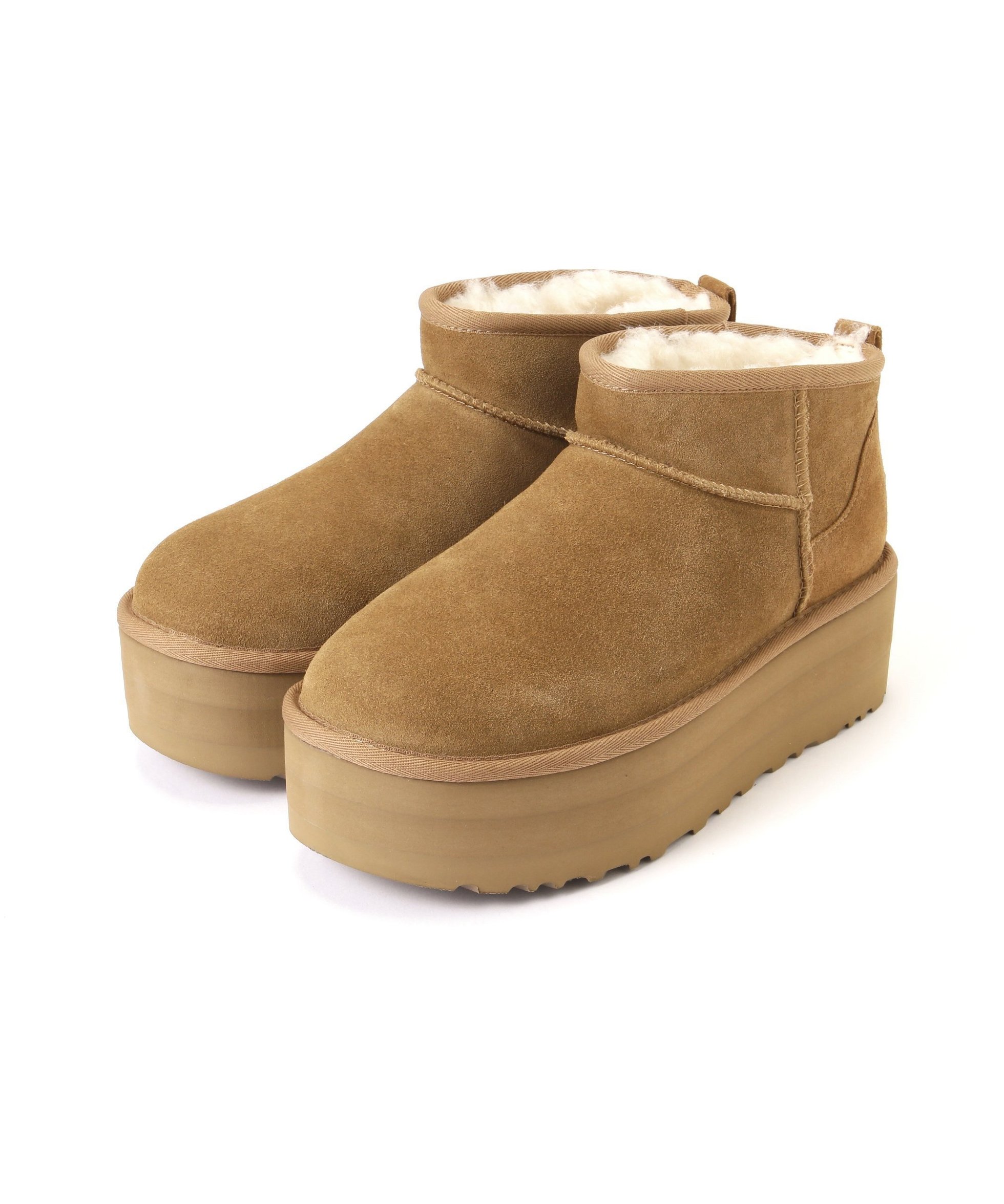 【ビーセカンド/B'2nd】のUGG(アグ)Classic Mini Platform/113499 インテリア・キッズ・メンズ・レディースファッション・服の通販 founy(ファニー) ファッション Fashion レディースファッション Fashion for Women クッション Cushion, Throw Pillow クラシック Classic, Timeless Style チェーン Chain, Chain Strap 定番 Standard, Basic Item フォーム Form ライニング Inner Lining, Inner Fabric, Lined ラグジュアリー Luxury, Elegant ベージュ|ID: prp329100004829942 ipo3291000000035156003