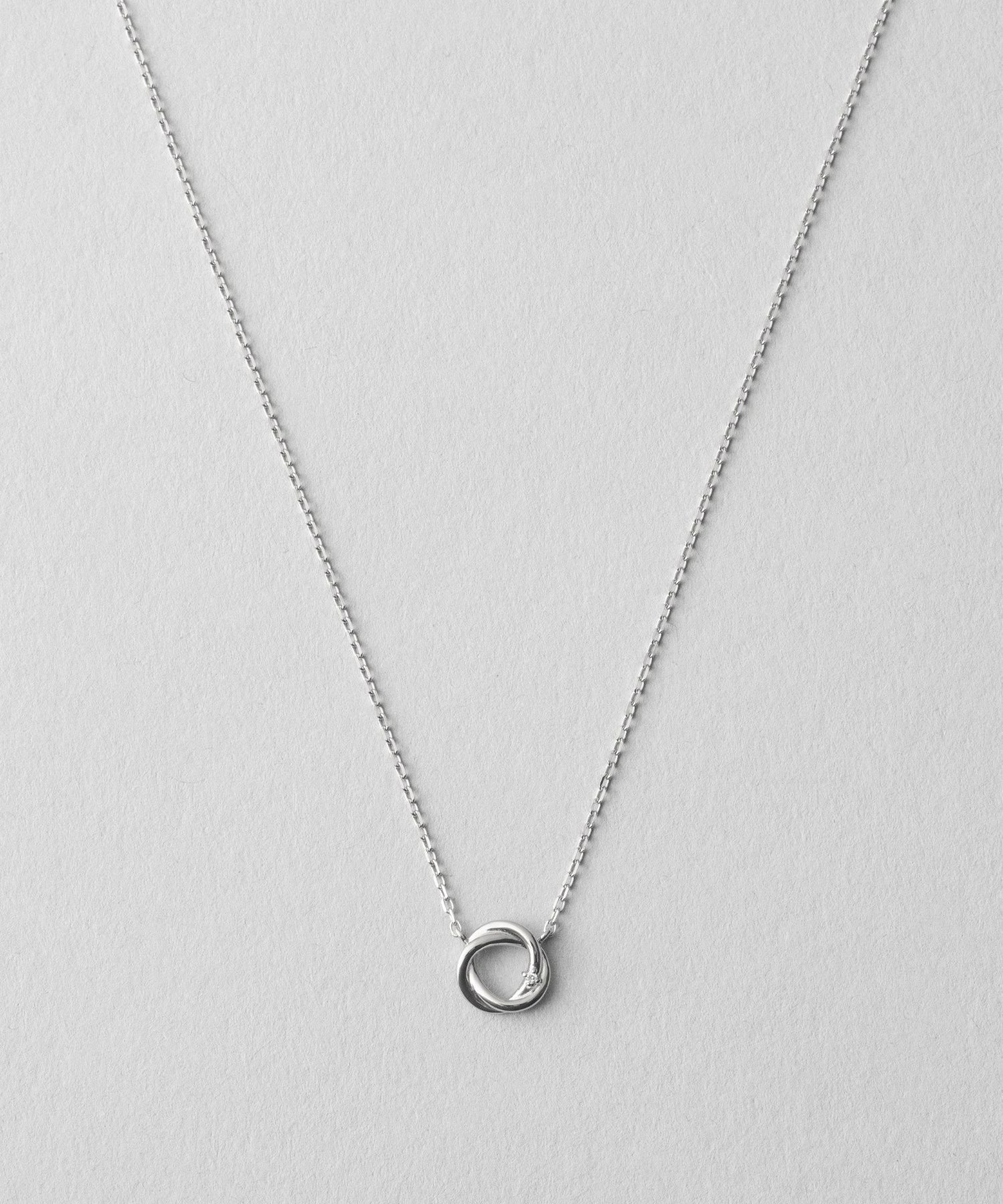 【ジュエッテ/Jouete】のディアマンティーニ ネックレス ダイヤモンド サークル インテリア・キッズ・メンズ・レディースファッション・服の通販 founy(ファニー) ファッション Fashion レディースファッション Fashion for Women ジュエリー Jewelry ネックレス Necklaces & Pendants おすすめ Recommended / Our Picks ギフト プレゼント Gift / Present サークル Circle, Round Design シンプル Simple, Minimal ジュエリー Jewelry, Accessories ダイヤモンド Diamond, Brilliant Cut ダウン Down, Puffer ネックレス Necklace, Pendant Necklace ブレスレット Bracelet, Wristband モチーフ Motif, Design Theme プラチナム|ID: prp329100004829997 ipo3291000000035156393