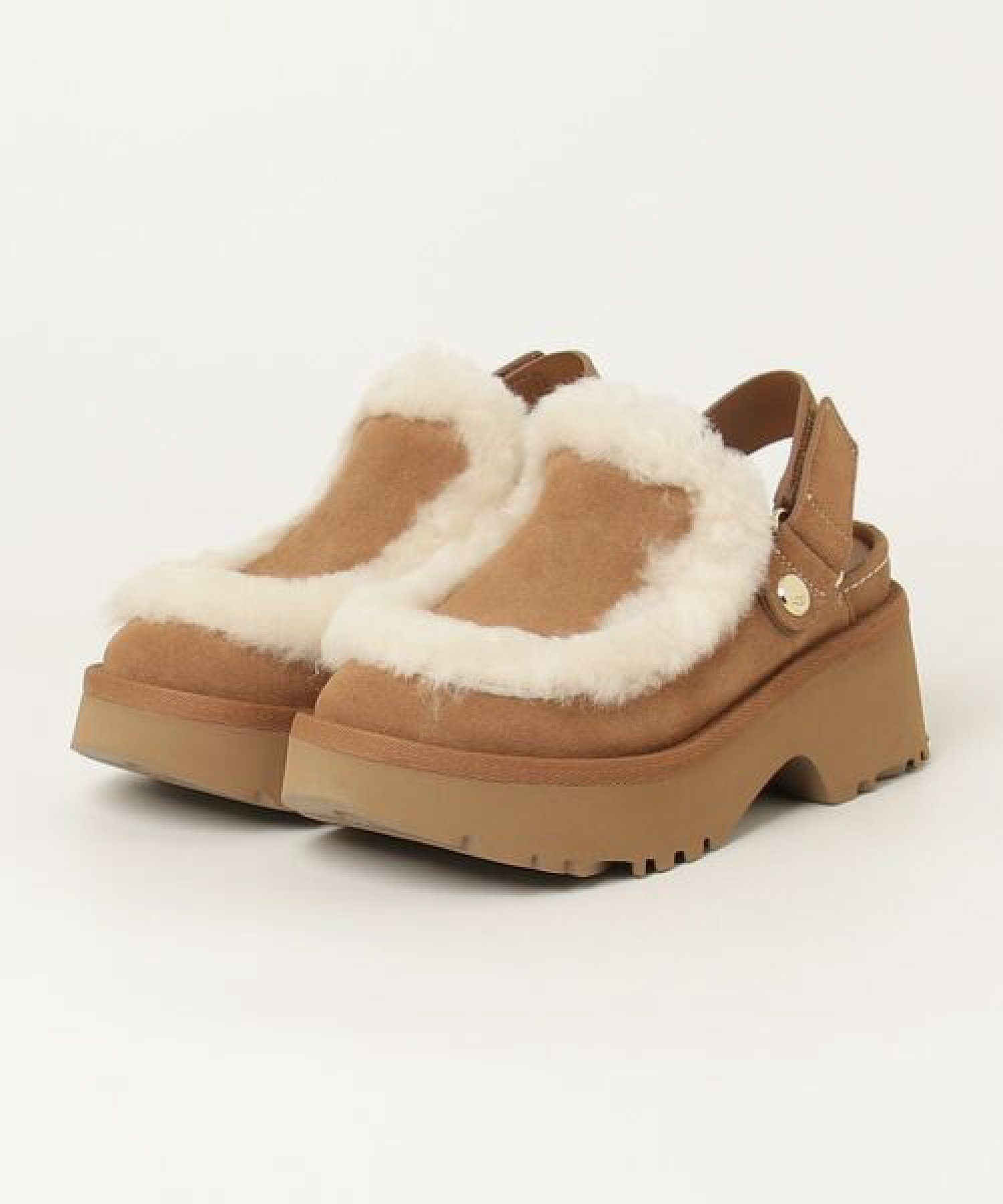【ロイヤルフラッシュ/ROYAL FLASH】のUGG/アグ/Esmee Clog/エスミー クロッグ/chestnut 人気、トレンドファッション・服の通販 founy(ファニー) 　ファッション　Fashion　レディースファッション　Fashion for Women　カリフォルニア　California, Cali Style　軽量　Lightweight, Ultra Light　ニューヨーク　New York, NYC Style　人気　Popular, Best Seller　フィット　Fit, Slim Fit　プレミアム　Premium, High-End　ライニング　Inner Lining, Inner Fabric, Lined　ラップ　Wrap, Wrap Design　 other-1|ID: prp329100004830161 ipo3291000000035157992