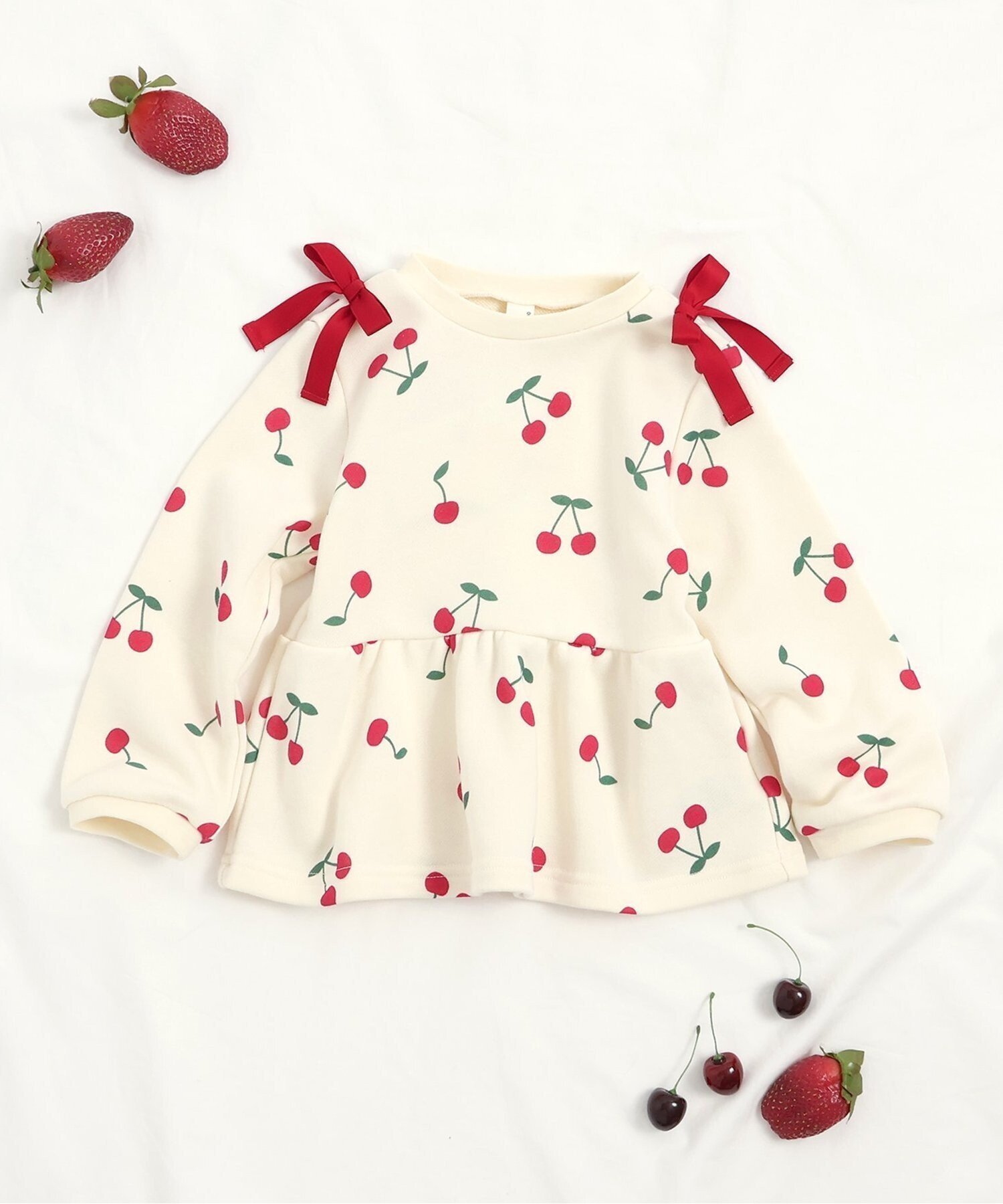 【エフオー オンラインストア/F.O.Online Store / KIDS】のWEB限定 肩リボンペプラムトレーナー インテリア・キッズ・メンズ・レディースファッション・服の通販 founy(ファニー) 　ファッション　Fashion　キッズファッション　Fashion for Kids　トレーナー　Sweatshirt, Trainer　アイボリー|ID: prp329100004830170 ipo3291000000035158110