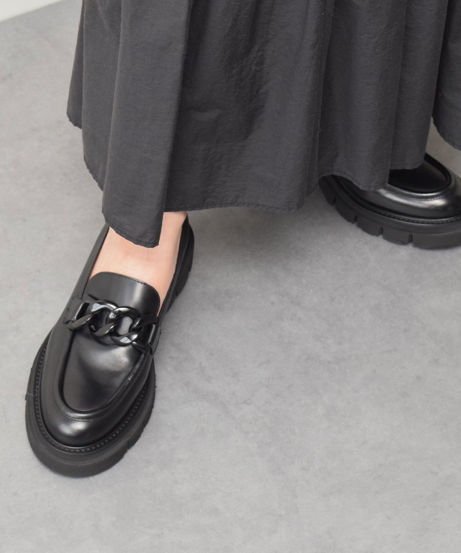 【インター ショシュール/INTER-CHAUSSURES】の【Luca Grossi】タンクソールチェーンローファー インテリア・キッズ・メンズ・レディースファッション・服の通販 founy(ファニー) 　ファッション　Fashion　レディースファッション　Fashion for Women　トレンド　Trend, Trending Now　軽量　Lightweight, Ultra Light　BL|ID: prp329100004830172 ipo3291000000035158146