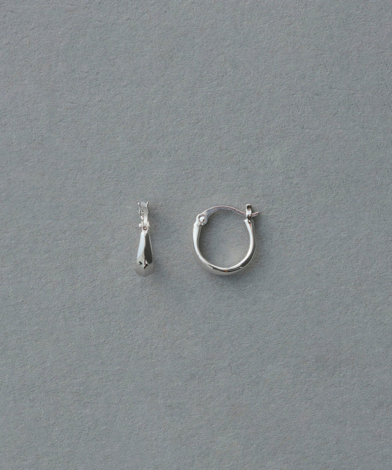 【エテ/ete】のK10WG フープ ピアス インテリア・キッズ・メンズ・レディースファッション・服の通販 founy(ファニー) 　ファッション　Fashion　レディースファッション　Fashion for Women　おすすめ　Recommended / Our Picks　ギフト プレゼント　Gift / Present　フェイス　Face, Facial Design　フォルム　Silhouette, Form　フープ　Hoop, Hoop Earrings　エレガント 上品　Elegant　ホワイトゴールド|ID: prp329100004830249 ipo3291000000035158921