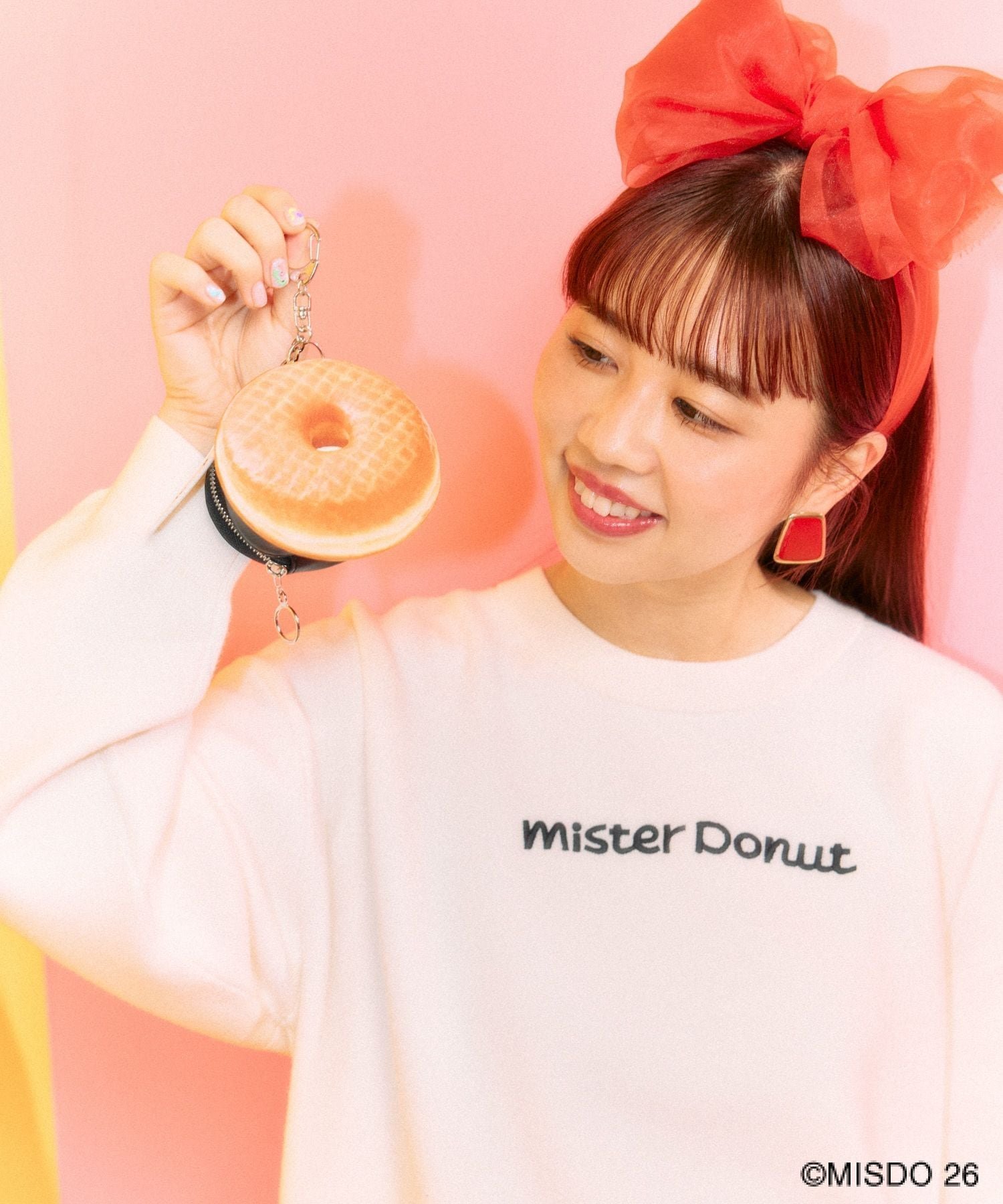 【レプシィム ローリーズファーム/LEPSIM LOWRYS FARM】の【Mister Donut】ポーチチャーム 人気、トレンドファッション・服の通販 founy(ファニー) 　ファッション　Fashion　レディースファッション　Fashion for Women　ポーチ&ミニバッグ　Pouches & Mini Bags　おすすめ　Recommended / Our Picks　キャラクター　Character, Licensed Characters　チェーン　Chain, Chain Strap　チャーム　Charm, Pendant　ポーチ　Pouch, Small Case　リップ　Lip, Lip Motif　 other-1|ID: prp329100004830273 ipo3291000000035159172
