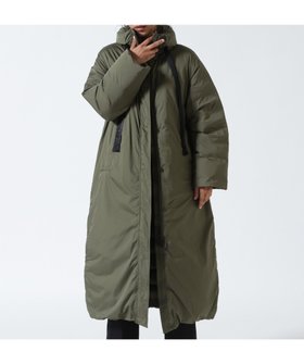 【ロイヤルフラッシュ/ROYAL FLASH】のDUVETICA/デュベティカ/ALAQUA/アラクア (2025年FWモデル) 人気、トレンドファッション・服の通販 founy(ファニー) ファッション Fashion レディースファッション Fashion for Women イタリア Italy カッティング Cutting Detail シャーリング Shirring, Ruched ショール Shawl, Wrap シンプル Simple, Minimal スリット Slit, Slit Detail ダウン Down, Puffer ダブル Double, Double-Breasted バルーン Balloon, Balloon Silhouette フェザー Feather, Feather Detail フォルム Silhouette, Form フランス France, French ポケット Pocket, Pocket Detail 防寒 Cold Protection, Winter-Ready リラックス Relax, Relaxed Fit A/W・秋冬 Autumn/Winter |ID:prp329100004830342