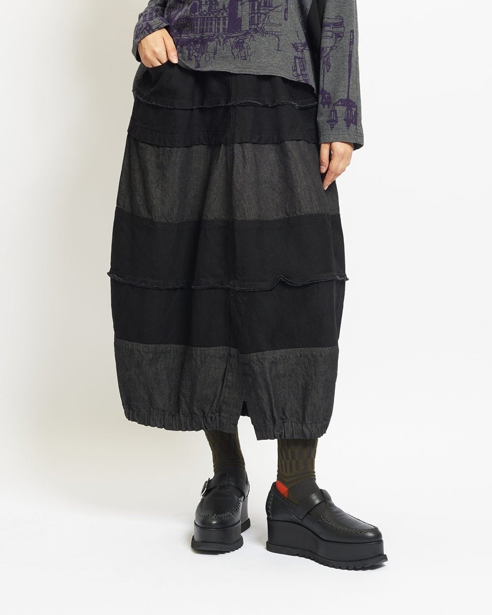 【ゴム/gomme】のマルチスカート インテリア・キッズ・メンズ・レディースファッション・服の通販 founy(ファニー) 　ファッション　Fashion　レディースファッション　Fashion for Women　スカート　Skirts　カーディガン　Cardigan, Knitwear　シンプル　Simple, Minimal　スリット　Slit, Slit Detail　デニム　Denim, Jeans Material　バルーン　Balloon, Balloon Silhouette　ポケット　Pocket, Pocket Detail　エレガント 上品　Elegant　切替　Switching, Contrast Panel　黒|ID: prp329100004830343 ipo3291000000035159999