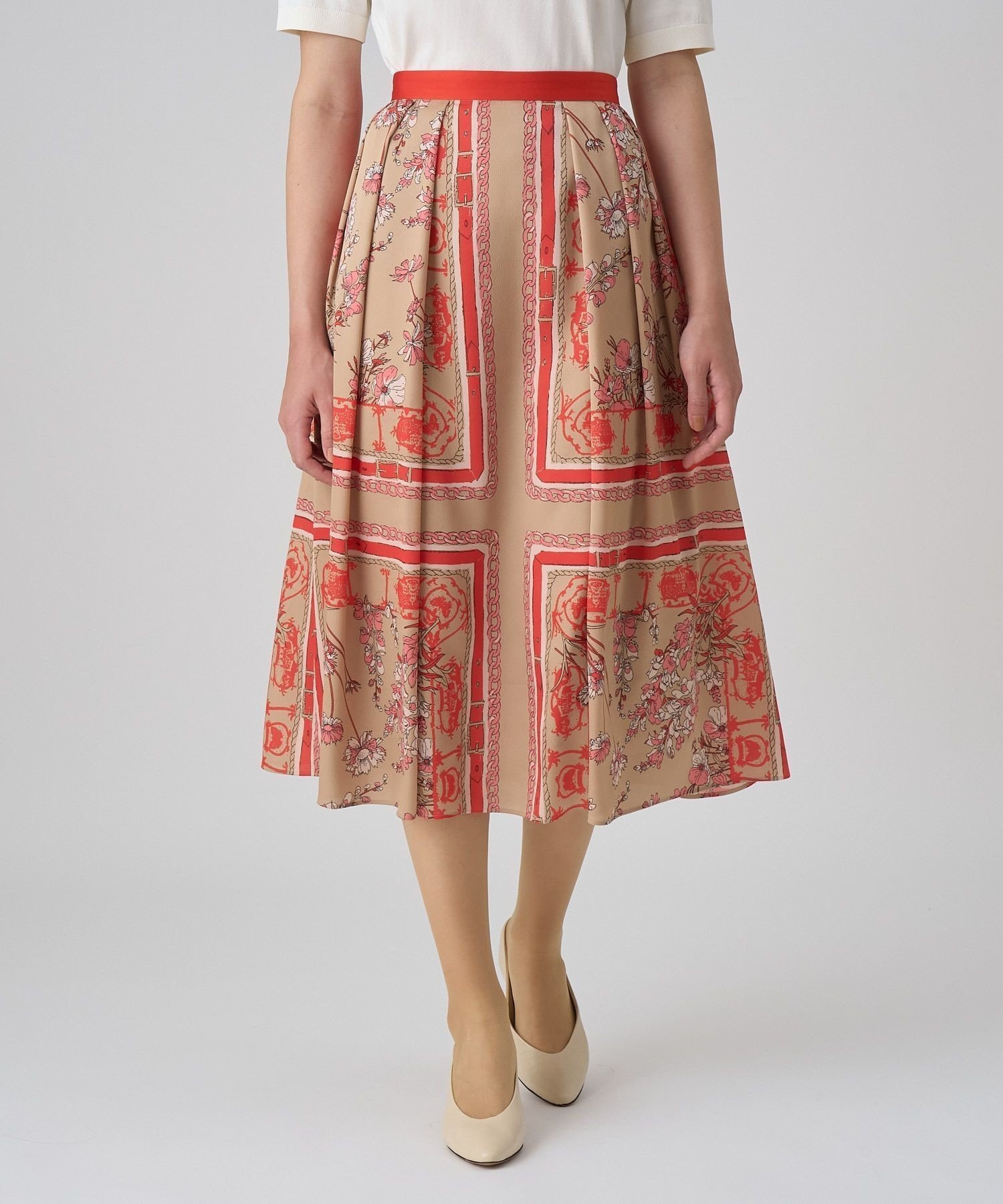 【アナイ/ANAYI】のスカーフプリントタック スカート インテリア・キッズ・メンズ・レディースファッション・服の通販 founy(ファニー) ファッション Fashion レディースファッション Fashion for Women スカート Skirts オレンジ Orange オータム Autumn Fashion カーディガン Cardigan, Knitwear サテン Satin, Glossy Fabric シンプル Simple, Minimal スカーフ Scarf, Neckwear スマート Smart, Elegant フラワー Flower, Floral プリント Print, Printed Pattern ロング Long, Long-Length A/W・秋冬 Autumn/Winter 再入荷 Restock / Back in Stock camel|ID: prp329100004830369 ipo3291000000035160238