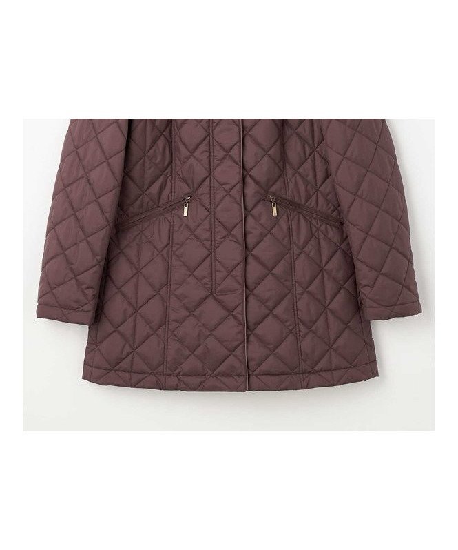 【アクアスキュータム/Aquascutum】のキルティングロングコート インテリア・キッズ・メンズ・レディースファッション・服の通販 founy(ファニー) 　ファッション　Fashion　レディースファッション　Fashion for Women　アウター　Coat / Outerwear Collection　コート・ロングコート・ピーコート　Long Coats, Peacoats & More　キルティング　Quilted, Quilting　コンパクト　Compact, Small Size　サテン　Satin, Glossy Fabric　シルク　Silk, 100% Silk　スタンド　Stand Collar, Upright Stand　チェック　Check, Plaid, Tartan　トリミング　Trimming, Decorative Edge　定番　Standard, Basic Item　ワイド　Wide, Wide Fit　おすすめ　Recommended / Our Picks　ボルドー|ID: prp329100004830411 ipo3291000000035160886