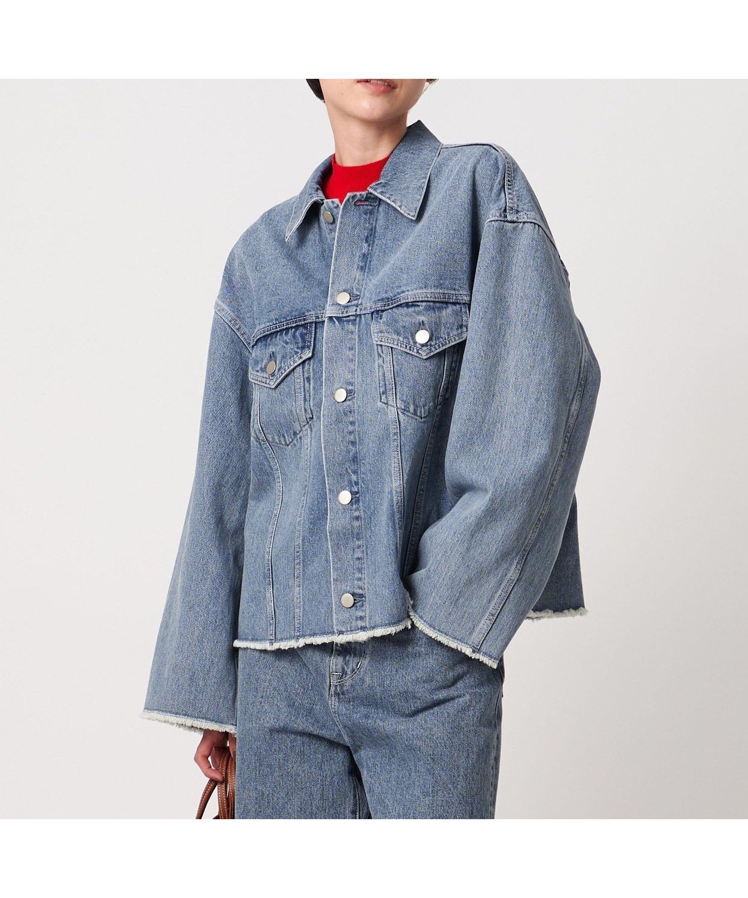 【ユナイテッドアローズ/UNITED ARROWS】のカットオフ デニムジャケット インテリア・キッズ・メンズ・レディースファッション・服の通販 founy(ファニー) 　ファッション　Fashion　レディースファッション　Fashion for Women　アウター　Coat / Outerwear Collection　レディースジャケット・軽アウター　Jackets　デニムジャケット / カジュアルアウター　Denim Jackets　カットオフ　Cut-Off Design　ジャケット　Jacket, Outerwear　デニム　Denim, Jeans Material　バランス　Balance, Style Balance　ブリーチ　Bleach, Washed Finish　ポケット　Pocket, Pocket Detail　羽織　Haori, Light Jacket　日本製　Made In Japan　COBALT|ID: prp329100004830439 ipo3291000000035161341