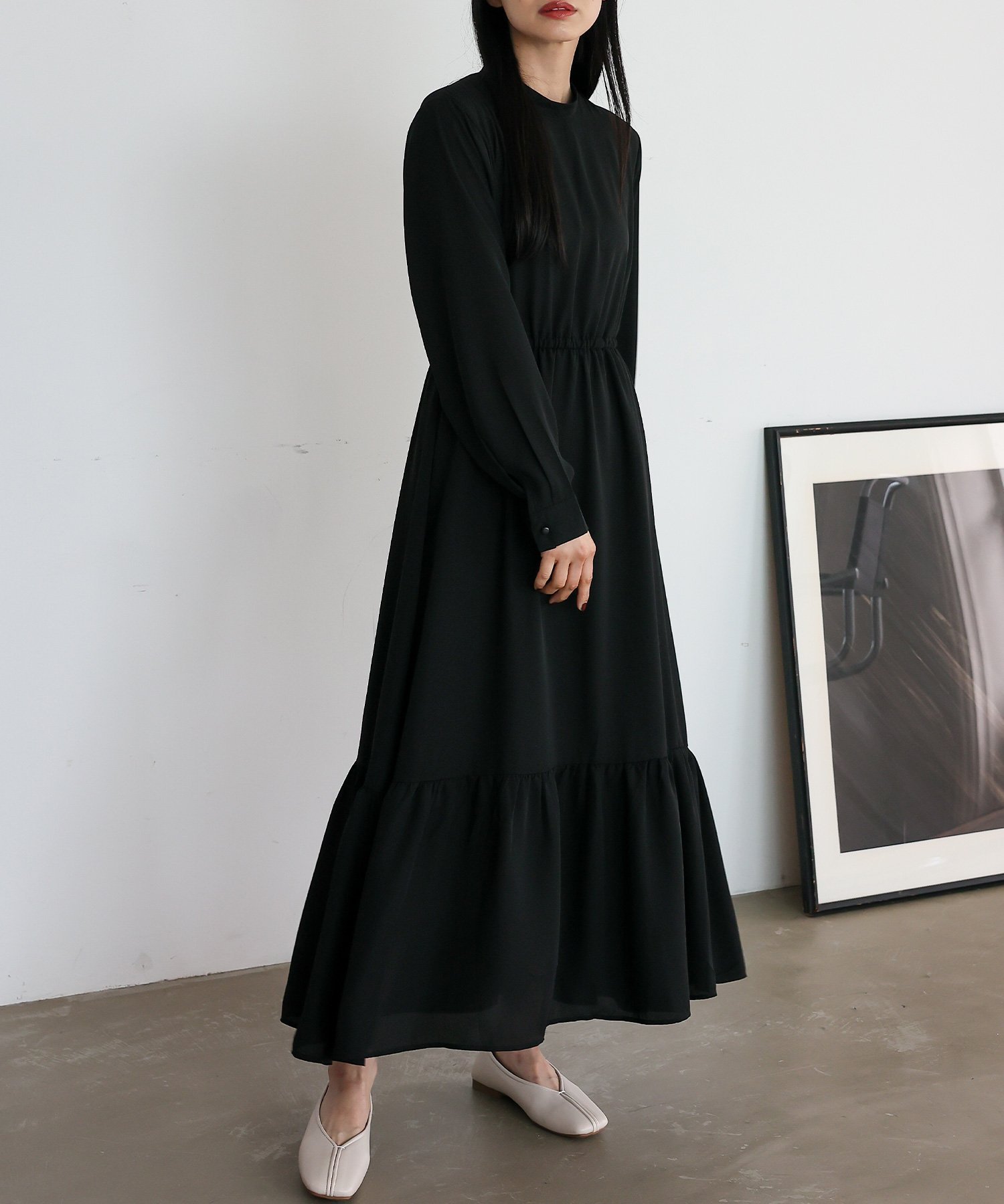 【ヴィータフェリーチェ/VitaFelice】の無地 フラワープリントマキシワンピワンピース 人気、トレンドファッション・服の通販 founy(ファニー) 　ファッション　Fashion　レディースファッション　Fashion for Women　ワンピース　Dresses　マキシ丈ワンピース・ロングドレス　Maxi Dresses / Long One-Pieces　オケージョン　Occasion Wear　ガーリー　Girly, Feminine Style　フェミニン　Feminine, Girly　プリント　Print, Printed Pattern　無地　Plain, Solid Color　再入荷　Restock / Back in Stock　エレガント 上品　Elegant　 other-1|ID: prp329100004830457 ipo3291000000035161795