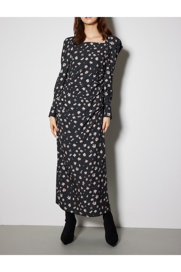 【リエンダ/rienda】の【岡崎紗絵さん着用アイテム】ドレープIラインワンピース インテリア・キッズ・メンズ・レディースファッション・服の通販 founy(ファニー) https://founy.com/ ファッションモデル・俳優・女優 Models 女性 Women 岡崎紗絵 Okazaki Sae ファッション Fashion レディースファッション Fashion for Women ワンピース Dresses トレンド Trend, Trending Now ドレープ Drape, Draping Fabric パターン Pattern, Design Print フラワー Flower, Floral モチーフ Motif, Design Theme リボン Ribbon, Bow レオパード Leopard, Animal Print |ID: prp329100004830466 ipo3291000000035161995