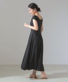 【デミルクス ビームス/Demi-Luxe BEAMS】のMARIHA / 月の夢 ソリッド ワンピース 25SS 旅行 お呼ばれ ドレス 人気、トレンドファッション・服の通販 founy(ファニー) ファッション Fashion レディースファッション Fashion for Women ワンピース Dresses フォーマル・パーティードレス・結婚式用ドレス Elegant & Casual Dresses インド Indian Textile エレガント 上品 Elegant コンパクト Compact, Small Size スリーブ Sleeve, Long Sleeve / Short Sleeve デコルテ Décolleté, Neckline ドレス Dress, One-Piece 定番 Standard, Basic Item ネップ Nepp, Slub Yarn フィット Fit, Slim Fit フェミニン Feminine, Girly フレア Flare, Flared プリント Print, Printed Pattern 旅行 Travel 2025年 2025 2025春夏・S/S Spring/Summer 2025 SS25 thumbnail ONYX|ID: prp329100004830493 ipo3291000000035162522