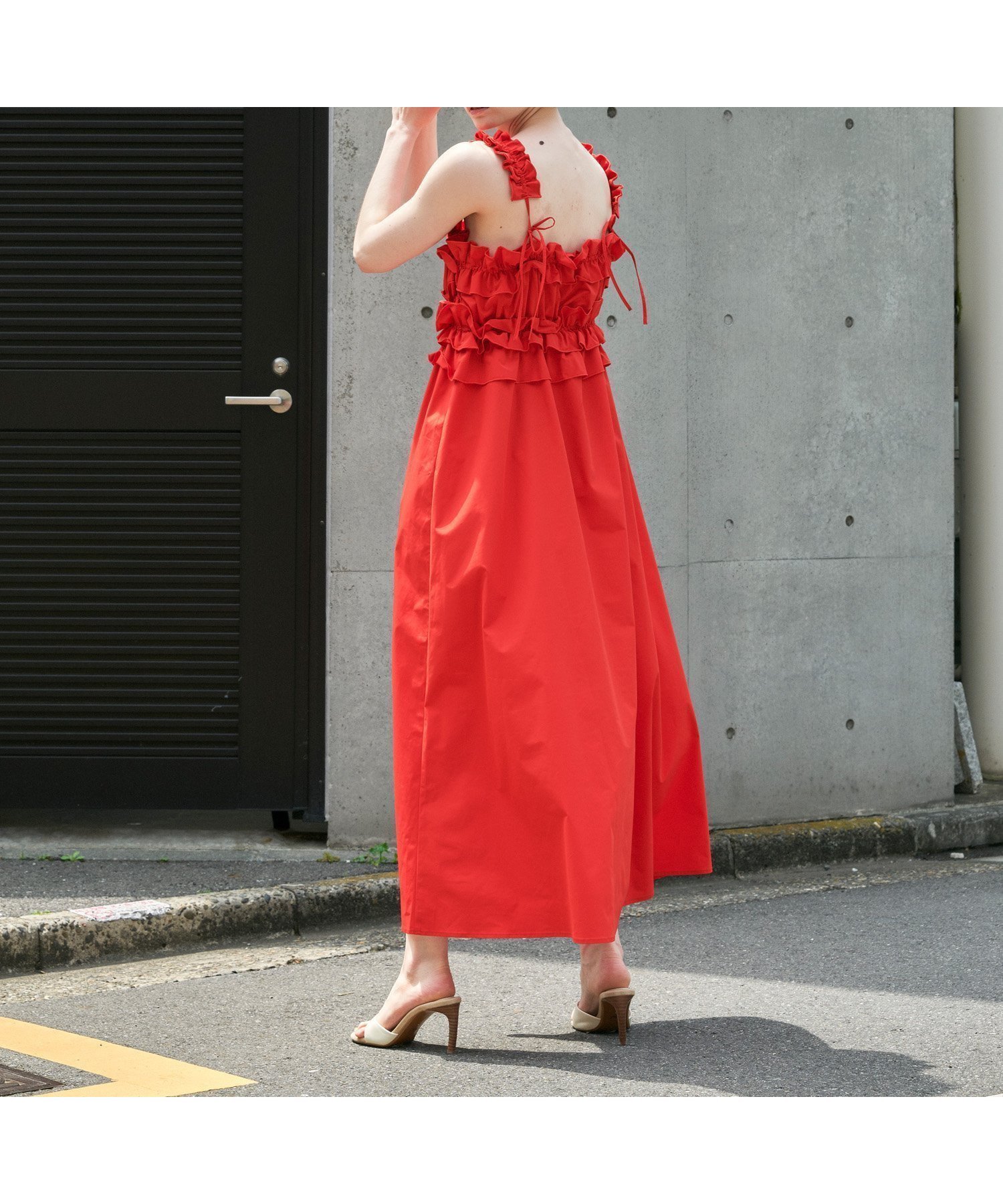 【ラエミューズ/LAEMUSE】のタフタボリュームフリルワンピース インテリア・キッズ・メンズ・レディースファッション・服の通販 founy(ファニー) 　ファッション　Fashion　レディースファッション　Fashion for Women　ワンピース　Dresses　インナー　Innerwear　ギャザー　Gathered, Ruffled　タフタ　Taffeta, Structured Fabric　タンク　Tank Top, Sleeveless Top　ビスチェ　Bustier, Corset Top　フリル　Frill, Ruffle　フレア　Flare, Flared　リボン　Ribbon, Bow　ロング　Long, Long-Length　夏　Summer　軽量　Lightweight, Ultra Light　レッド|ID: prp329100004830496 ipo3291000000035162548