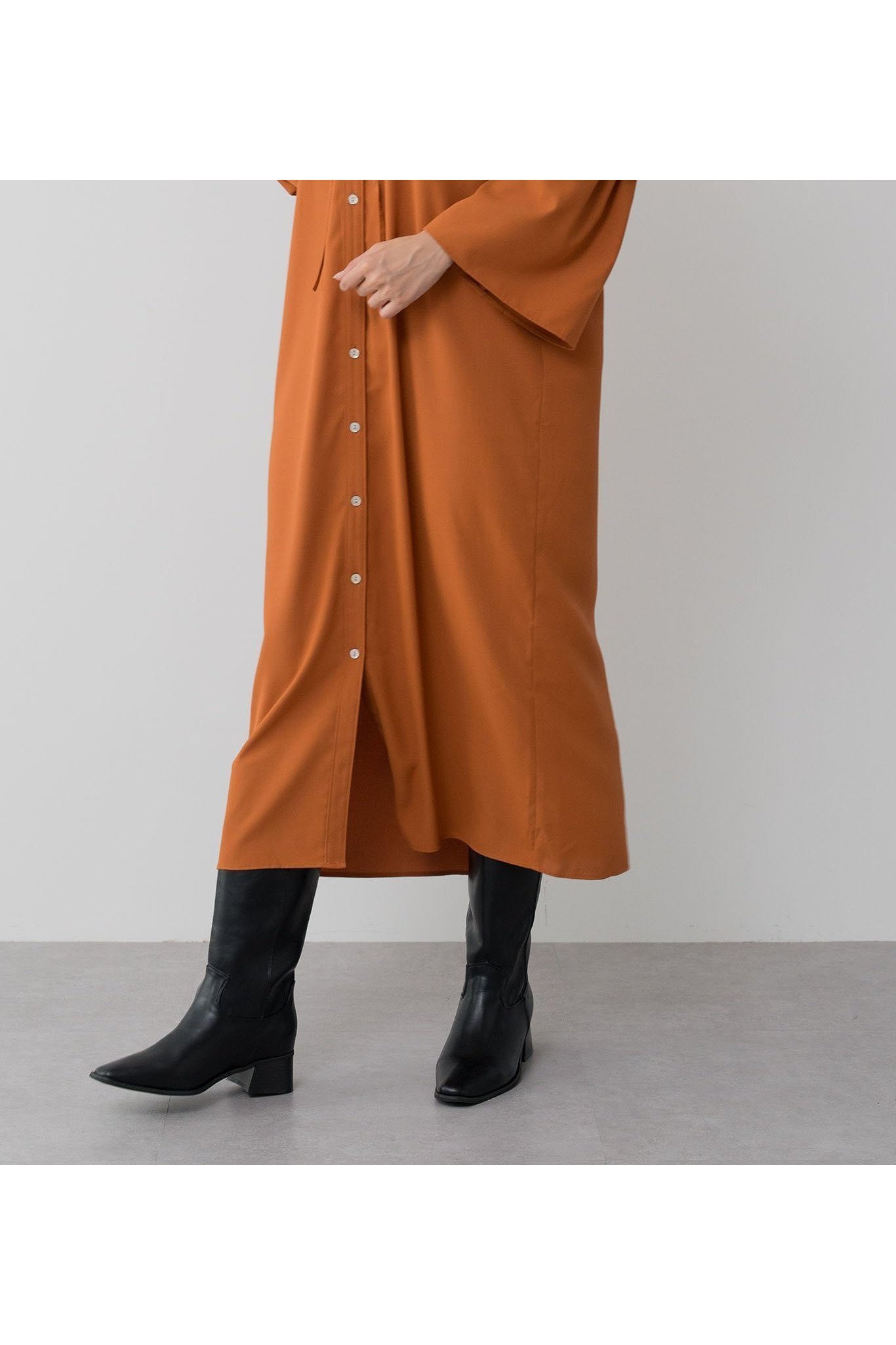 【リミュウ/Limue】のギャザースリーブシャツワンピース 人気、トレンドファッション・服の通販 founy(ファニー) ファッション Fashion レディースファッション Fashion for Women ワンピース Dresses シャツワンピース / 1枚で着映えコーデ Shirt Dresses おすすめ Recommended / Our Picks ギャザー Gathered, Ruffled スリーブ Sleeve, Long Sleeve / Short Sleeve ロマンティック Romantic, Feminine Style 秋 Autumn other-1|ID: prp329100004830519 ipo3291000000035163010