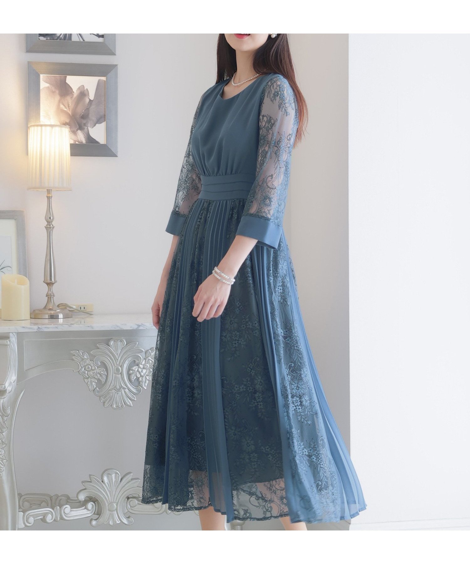 【プールヴー/PourVous】のプリーツフレアワンピース結婚式オケージョンドレス同窓会パーティードレスお呼ばれ インテリア・キッズ・メンズ・レディースファッション・服の通販 founy(ファニー) 　ファッション　Fashion　レディースファッション　Fashion for Women　ワンピース　Dresses　フォーマル・パーティードレス・結婚式用ドレス　Elegant & Casual Dresses　おすすめ　Recommended / Our Picks　エレガント 上品　Elegant　オケージョン　Occasion Wear　シフォン　Chiffon, Lightweight Fabric　セレモニー　Ceremony　ドレス　Dress, One-Piece　プリーツ　Pleats, Pleated　ミックス　Mix, Mixed Style　レース　Lace, Lace Fabric　ロング　Long, Long-Length　二次会　After Party　結婚式　Wedding　グレイッシュブルー|ID: prp329100004830537 ipo3291000000035163234