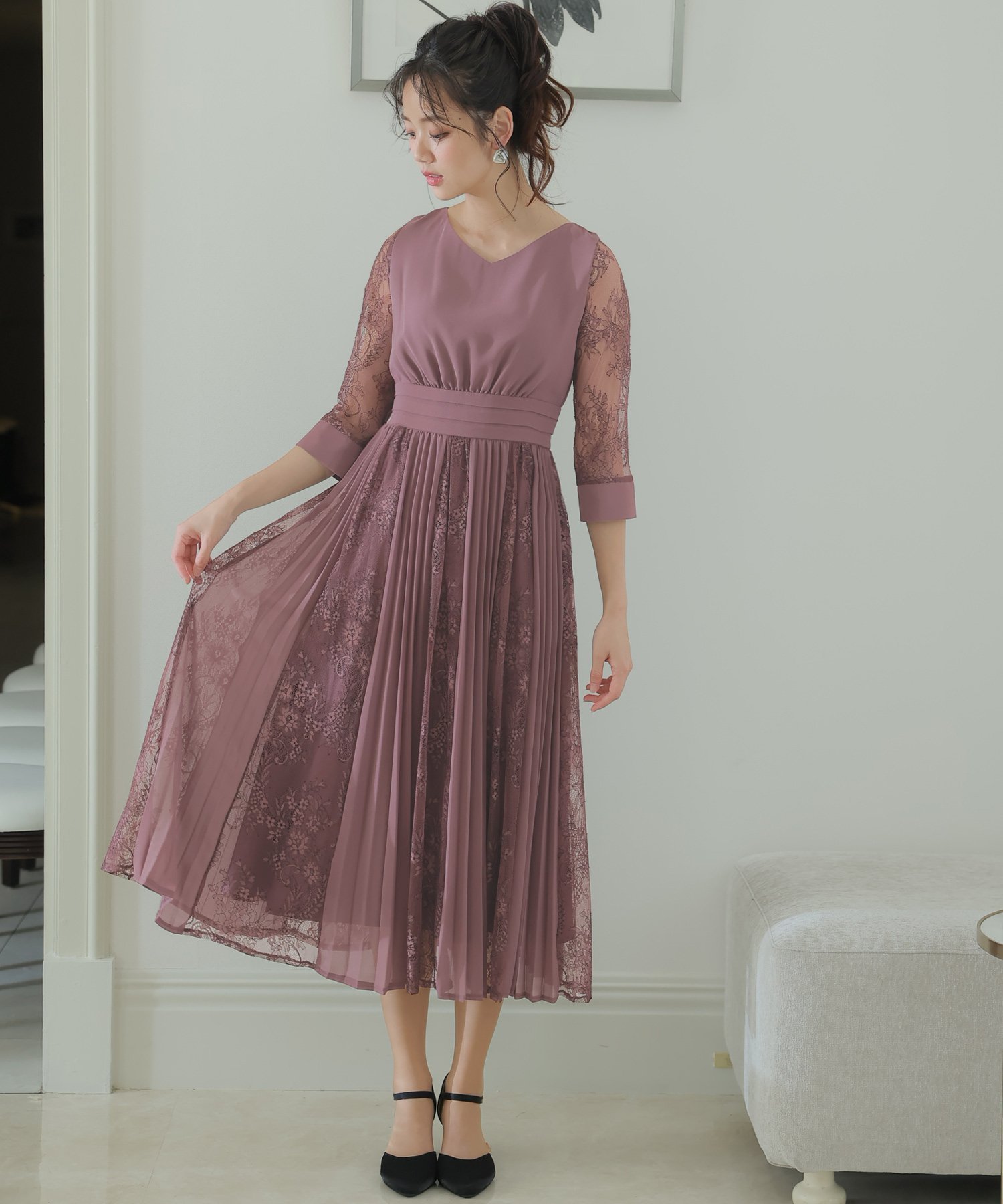 【プールヴー/PourVous】のプリーツフレアワンピース結婚式オケージョンドレス同窓会パーティードレスお呼ばれ インテリア・キッズ・メンズ・レディースファッション・服の通販 founy(ファニー) 　ファッション　Fashion　レディースファッション　Fashion for Women　ワンピース　Dresses　フォーマル・パーティードレス・結婚式用ドレス　Elegant & Casual Dresses　おすすめ　Recommended / Our Picks　エレガント 上品　Elegant　オケージョン　Occasion Wear　シフォン　Chiffon, Lightweight Fabric　セレモニー　Ceremony　ドレス　Dress, One-Piece　プリーツ　Pleats, Pleated　ミックス　Mix, Mixed Style　レース　Lace, Lace Fabric　ロング　Long, Long-Length　二次会　After Party　結婚式　Wedding　パープル|ID: prp329100004830537 ipo3291000000035163237