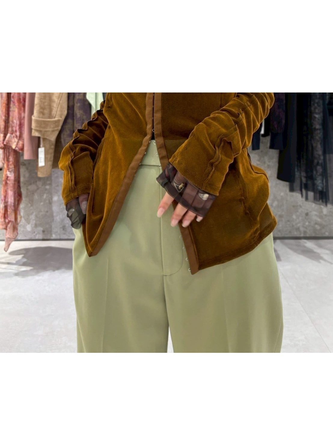 【ルシェル ブルー/LE CIEL BLEU】のフロッキーメッシュ チュールフィットトップ / Flocked Mesh Tulle Fitted Top インテリア・キッズ・メンズ・レディースファッション・服の通販 founy(ファニー) ファッション Fashion レディースファッション Fashion for Women ワンピース Dresses クール Cool, Chic サテン Satin, Glossy Fabric ストレッチ Stretch, Stretchy Fabric チュール Tulip, Tulip Motif フロント Front, Front Design ボトム Bottoms, Lower Wear ランジェリー Lingerie, Intimate Wear ブラウン|ID: prp329100004830538 ipo3291000000035163254