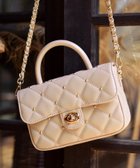 【ドレステリア/DRESSTERIOR】のキルテッドショルダーバッグ 人気、トレンドファッション・服の通販 founy(ファニー) ファッション Fashion レディースファッション Fashion for Women バッグ Bags エレガント 上品 Elegant オケージョン Occasion Wear キルティング Quilted, Quilting クラシカル Classical, Vintage-Inspired コンパクト Compact, Small Size スタッズ Studs, Metal Accents スマート Smart, Elegant 財布 Wallet, Purse チェーン Chain, Chain Strap パーティ Party, Party Style フラップ Flap, Flap Pocket ポケット Pocket, Pocket Detail thumbnail ベージュ|ID: prp329100004830599 ipo3291000000035164152