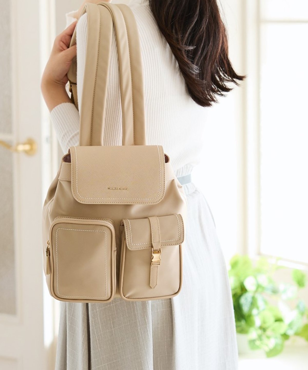 【サマンサタバサ/SamanTha Thavasa】のナイロン*合皮 リュック インテリア・キッズ・メンズ・レディースファッション・服の通販 founy(ファニー) 　ファッション　Fashion　レディースファッション　Fashion for Women　おすすめ　Recommended / Our Picks　スクエア　Square, Square Shape　スマホ　Smartphone, Mobile Device　フォルム　Silhouette, Form　ポケット　Pocket, Pocket Detail　リュック　Backpack, Rucksack　財布　Wallet, Purse　ベージュ|ID: prp329100004830631 ipo3291000000035164550