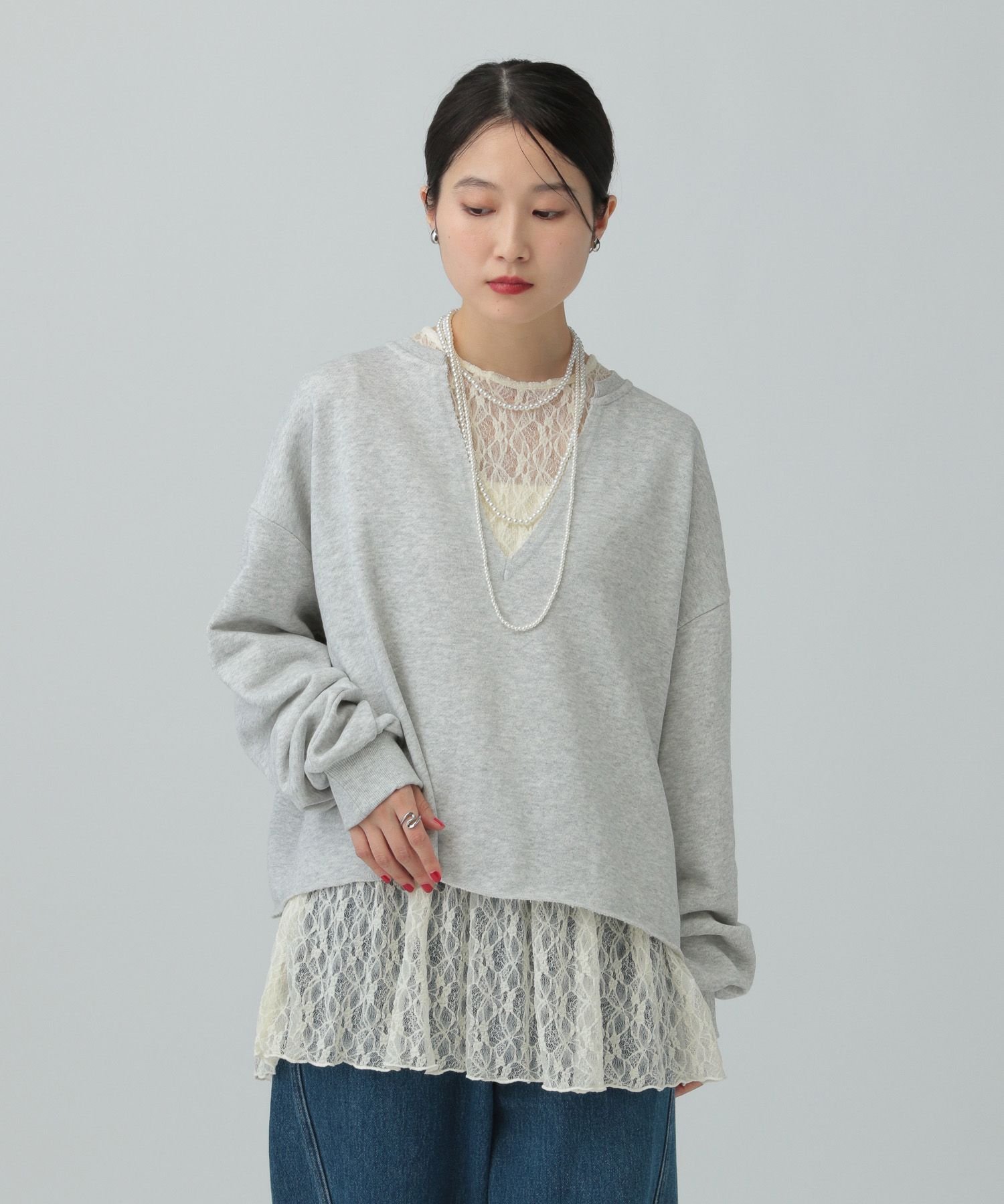 【レプシィム ローリーズファーム/LEPSIM LOWRYS FARM】の総レース長袖ペプラム 人気、トレンドファッション・服の通販 founy(ファニー) 　ファッション　Fashion　レディースファッション　Fashion for Women　トップス・カットソー　Cut & Sew Tops　おすすめ　Recommended / Our Picks　インナー　Innerwear　スウェット / スエット　Sweatshirt, Sweatwear　ペプラム　Peplum, Flared Hem　レース　Lace, Lace Fabric　春　Spring　長袖　Long Sleeve, Full Sleeve　 other-1|ID: prp329100004830647 ipo3291000000035164796