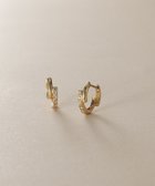 【ココシュニック/COCOSHNIK】のK18ダイヤモンド オーバーラップ ワンタッチピアス 人気、トレンドファッション・服の通販 founy(ファニー) ファッション Fashion レディースファッション Fashion for Women ジュエリー Jewelry, Accessories スマート Smart, Elegant センター Center, Center Line ダイヤモンド Diamond, Brilliant Cut 人気 Popular, Best Seller フープ Hoop, Hoop Earrings thumbnail イエローゴールド|ID: prp329100004830731 ipo3291000000035165985