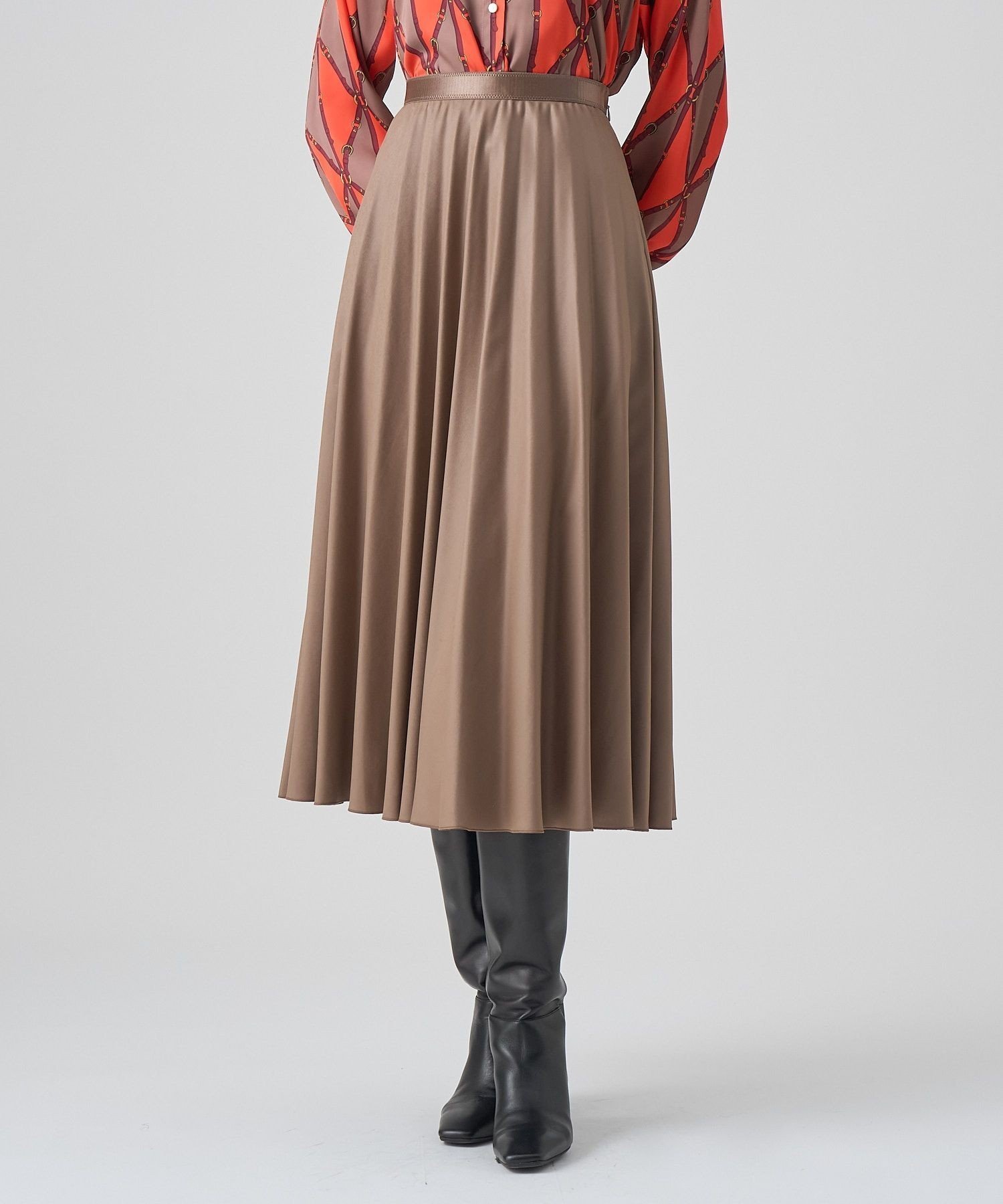 【アナイ/ANAYI】のレザーライクサテンプリーツスカート インテリア・キッズ・メンズ・レディースファッション・服の通販 founy(ファニー) 　ファッション　Fashion　レディースファッション　Fashion for Women　スカート　Skirts　プリーツスカート / 上品フェミニンスタイル　Pleated Skirts　オレンジ　Orange　今季　This Season, Current Season　サテン　Satin, Glossy Fabric　スマート　Smart, Elegant　ピーチ　Peach, Soft Touch　プリーツ　Pleats, Pleated　A/W・秋冬　Autumn/Winter　再入荷　Restock / Back in Stock　mocha|ID: prp329100004830766 ipo3291000000035166529