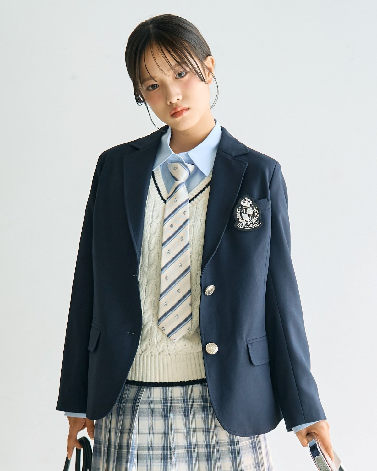 【ナルミヤ オンライン/NARUMIYA ONELINE / KIDS】の【卒服・セレモニー】エンブレムつきテーラードジャケット インテリア・キッズ・メンズ・レディースファッション・服の通販 founy(ファニー) 　ファッション　Fashion　キッズファッション　Fashion for Kids　アウター　Coat Outerwear /Kids　シンプル　Simple, Minimal　セレモニー　Ceremony　パターン　Pattern, Design Print　ベーシック　Basic, Essential　ポケット　Pocket, Pocket Detail　定番　Standard, Basic Item　紺|ID: prp329100004830772 ipo3291000000035166658