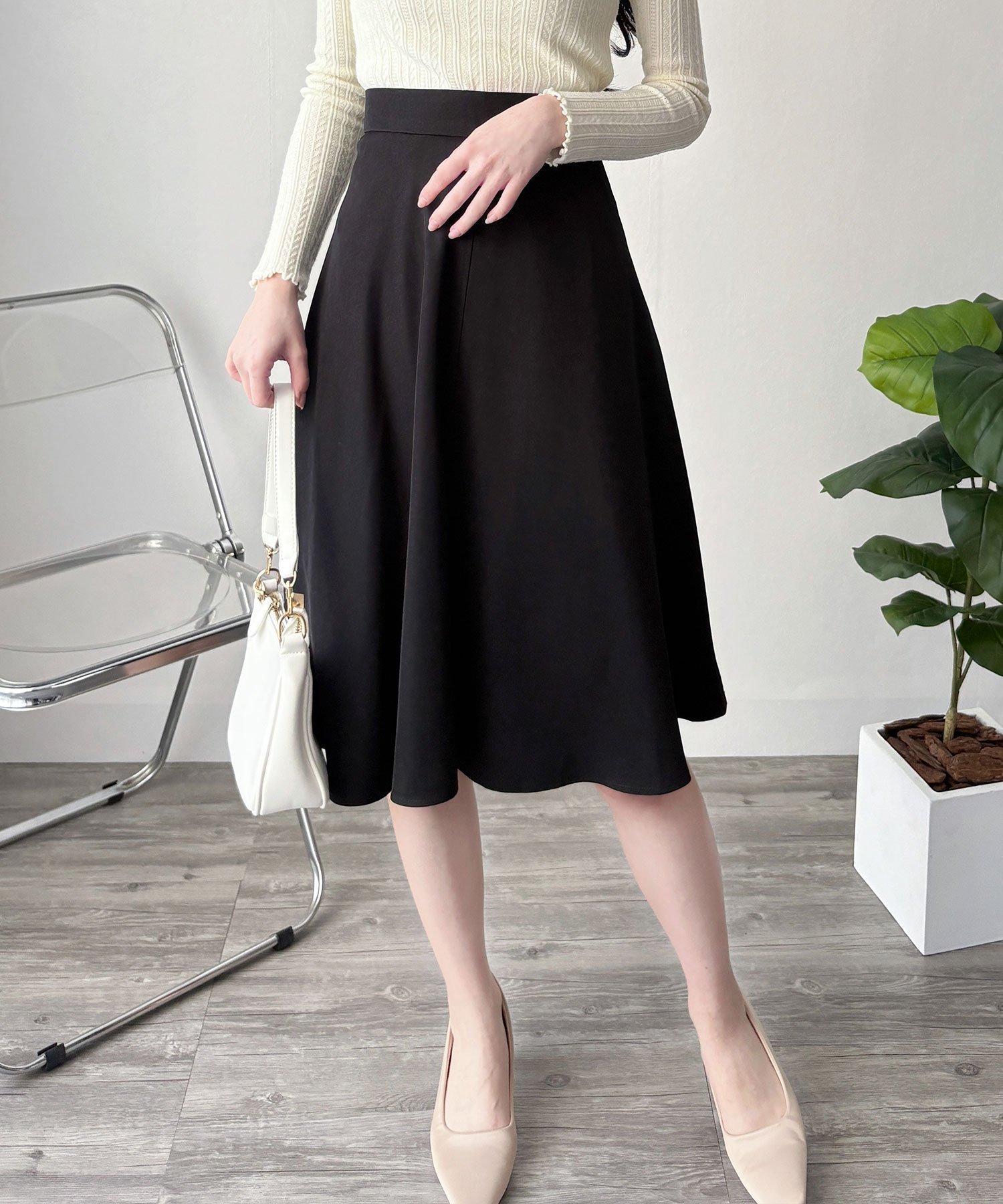 【アミュレット/Amulet】の【Amulet】ひざ丈Aラインスカート インテリア・キッズ・メンズ・レディースファッション・服の通販 founy(ファニー) 　ファッション　Fashion　レディースファッション　Fashion for Women　スカート　Skirts　Aライン・フレアスカート　A-Line & Flared Skirts　カーディガン　Cardigan, Knitwear　サンダル　Sandals, Summer Shoes　ショート　Short, Short Length　シンプル　Simple, Minimal　バランス　Balance, Style Balance　フィット　Fit, Slim Fit　エレガント 上品　Elegant　夏　Summer　春　Spring　S/S・春夏　SS, Spring/Summer, Warm Season　無地　Plain, Solid Color　A/W・秋冬　Autumn/Winter　ビジネス 仕事 通勤　Business / Work / Commuting　ブラック|ID: prp329100004830838 ipo3291000000035167367