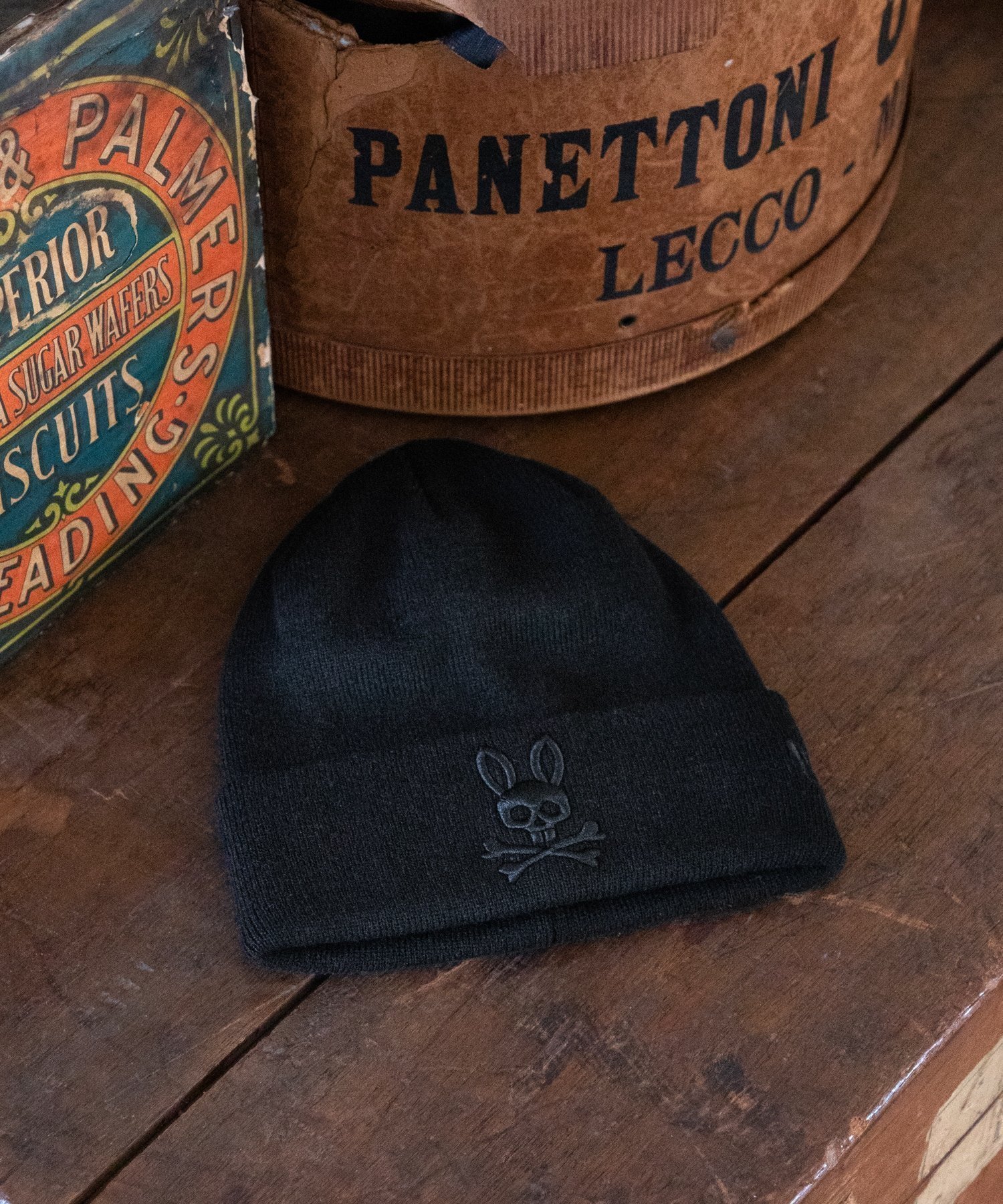 【サイコバニー/Psycho Bunny】のNEW ERA / Psycho Bunny ベーシックカフ ニットキャップ インテリア・キッズ・メンズ・レディースファッション・服の通販 founy(ファニー) 　ファッション　Fashion　レディースファッション　Fashion for Women　トップス・カットソー　Cut & Sew Tops　ニット　Knit Tops & Sweaters　アクセサリー　Fashion Accessories　キャップ　Cap, Baseball Cap　シンプル　Simple, Minimal　スポーツ　Sports, Activewear　ブラック|ID: prp329100004830847 ipo3291000000035167445