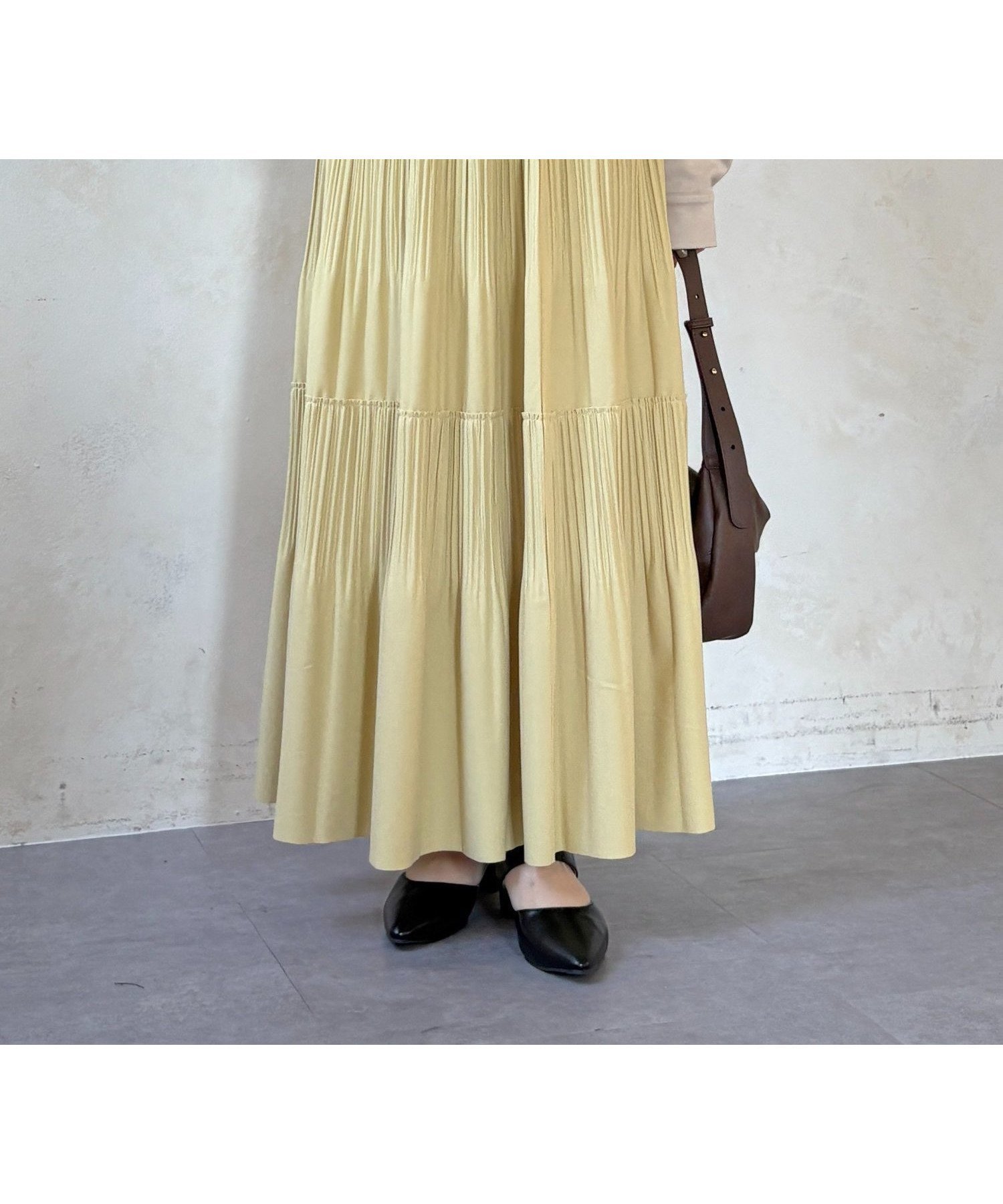 【ゼヴォン/Thevon】のカットプリーツティアードスカート インテリア・キッズ・メンズ・レディースファッション・服の通販 founy(ファニー) 　ファッション　Fashion　レディースファッション　Fashion for Women　スカート　Skirts　ティアードスカート　Tiered Skirts　アクセサリー　Fashion Accessories　カーディガン　Cardigan, Knitwear　ティアード　Tiered, Tiered Style　ティアードスカート　Tiered Skirt, Flounced Skirt　プリーツ　Pleats, Pleated　再入荷　Restock / Back in Stock　おすすめ　Recommended / Our Picks　エレガント 上品　Elegant　2026年　2026　イエロー|ID: prp329100004830868 ipo3291000000035167724