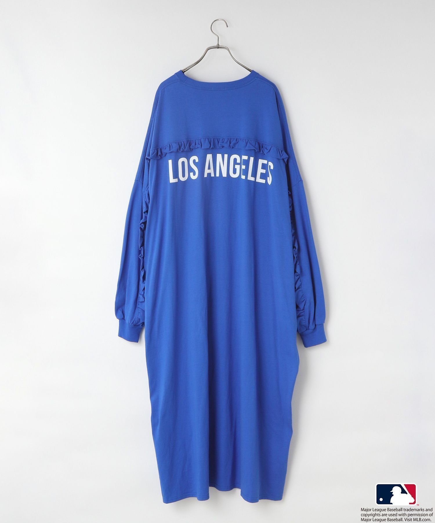 【ローリーズファーム/LOWRYS FARM】のMLBモンスターワンピース インテリア・キッズ・メンズ・レディースファッション・服の通販 founy(ファニー) 　ファッション　Fashion　レディースファッション　Fashion for Women　ワンピース　Dresses　シンプル　Simple, Minimal　スポーティ　Sporty, Casual Athletic　ビッグ　Big, Oversized　フェミニン　Feminine, Girly　フリル　Frill, Ruffle　フロント　Front, Front Design　人気　Popular, Best Seller　ドジャース|ID: prp329100004830915 ipo3291000000035168509