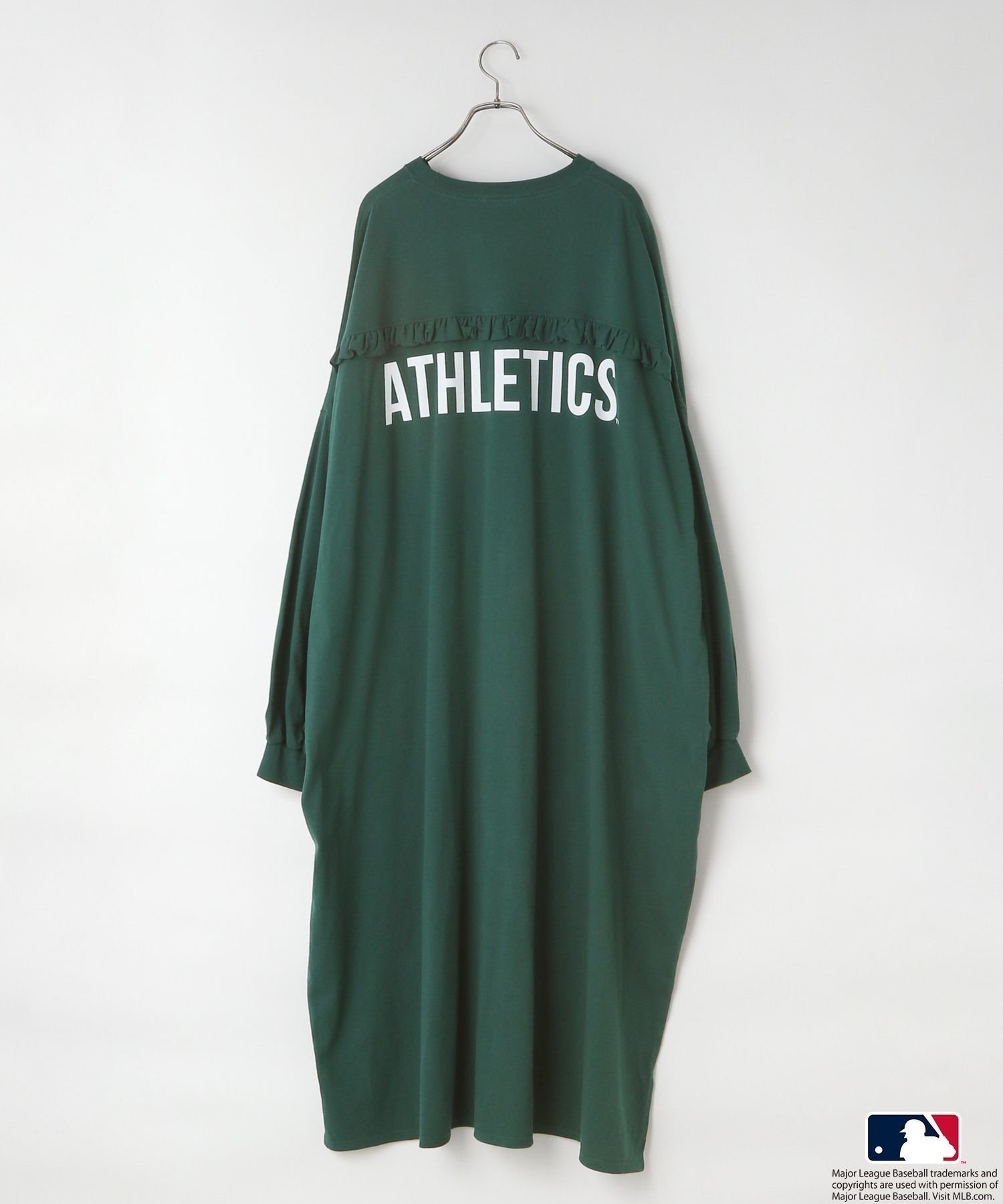 【ローリーズファーム/LOWRYS FARM】のMLBモンスターワンピース インテリア・キッズ・メンズ・レディースファッション・服の通販 founy(ファニー) 　ファッション　Fashion　レディースファッション　Fashion for Women　ワンピース　Dresses　シンプル　Simple, Minimal　スポーティ　Sporty, Casual Athletic　ビッグ　Big, Oversized　フェミニン　Feminine, Girly　フリル　Frill, Ruffle　フロント　Front, Front Design　人気　Popular, Best Seller　アスレチックス|ID: prp329100004830915 ipo3291000000035168512