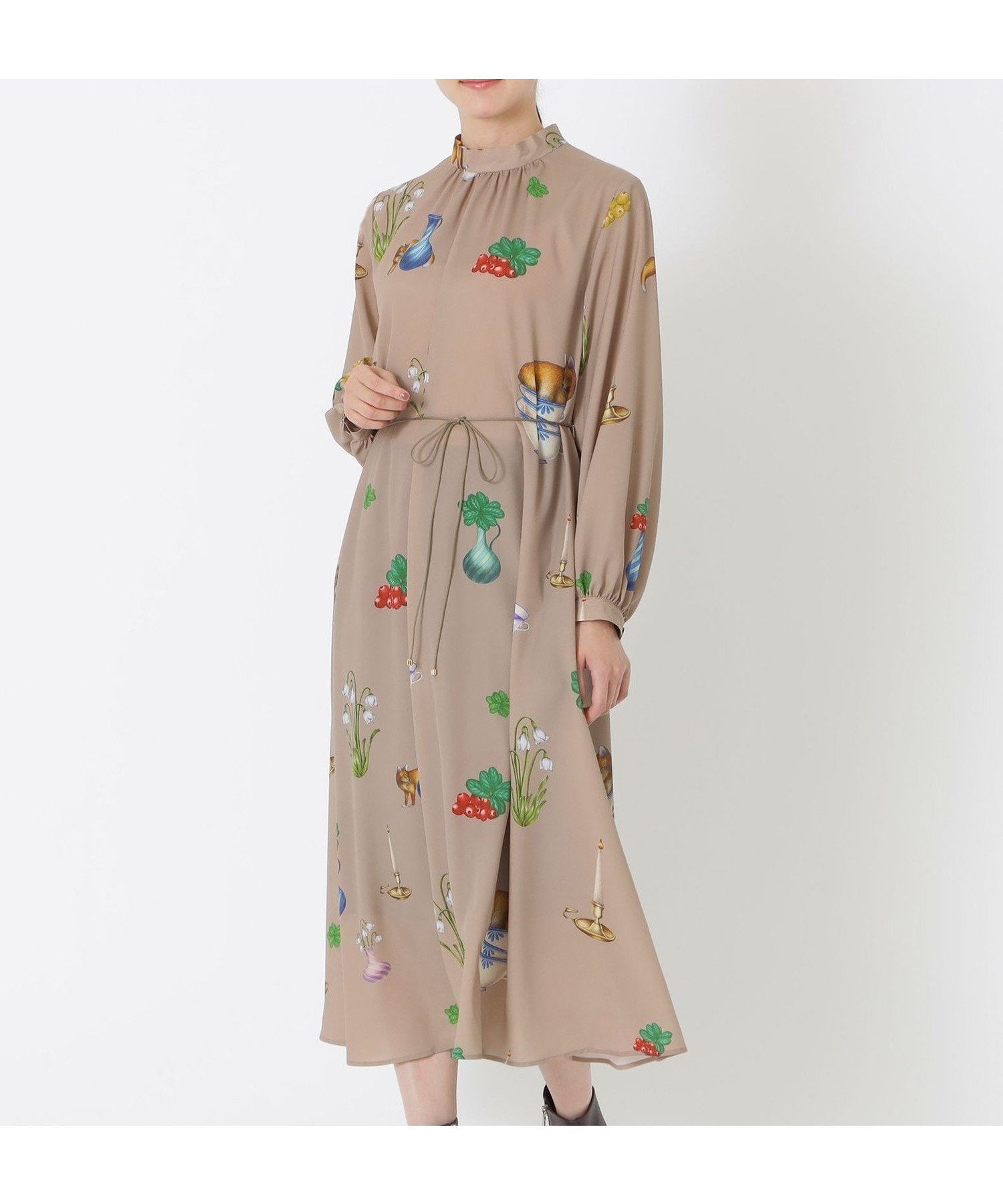 【エス エッセンシャルズ/S.ESSENTIALS】の【AIKO FUKUDAコラボ】FIKAプリントワンピース 人気、トレンドファッション・服の通販 founy(ファニー) 　ファッション　Fashion　レディースファッション　Fashion for Women　ワンピース　Dresses　ギャザー　Gathered, Ruffled　コラボ　Collaboration, Collab　シンプル　Simple, Minimal　スタンド　Stand Collar, Upright Stand　スリーブ　Sleeve, Long Sleeve / Short Sleeve　フロント　Front, Front Design　プリント　Print, Printed Pattern　モチーフ　Motif, Design Theme　リラックス　Relax, Relaxed Fit　お家時間・ステイホーム　Stay Home / At Home　ビジネス 仕事 通勤　Business / Work / Commuting　 other-1|ID: prp329100004830981 ipo3291000000035170104