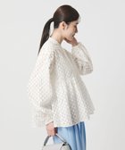 【ユナイテッドアローズ/UNITED ARROWS】のラメ ドットジャガード ブラウス 人気、トレンドファッション・服の通販 founy(ファニー) ファッション Fashion レディースファッション Fashion for Women トップス・カットソー Cut & Sew Tops シャツ・ブラウス・オフィスカジュアル Elegant Blouses & Button-Ups タイトスカート Pencil Skirt, Tight Skirt ドット Polka Dot, Dot Pattern ペプラム Peplum, Flared Hem ワイド Wide, Wide Fit 無地 Plain, Solid Color thumbnail WHITE|ID: prp329100004830982 ipo3291000000035170128