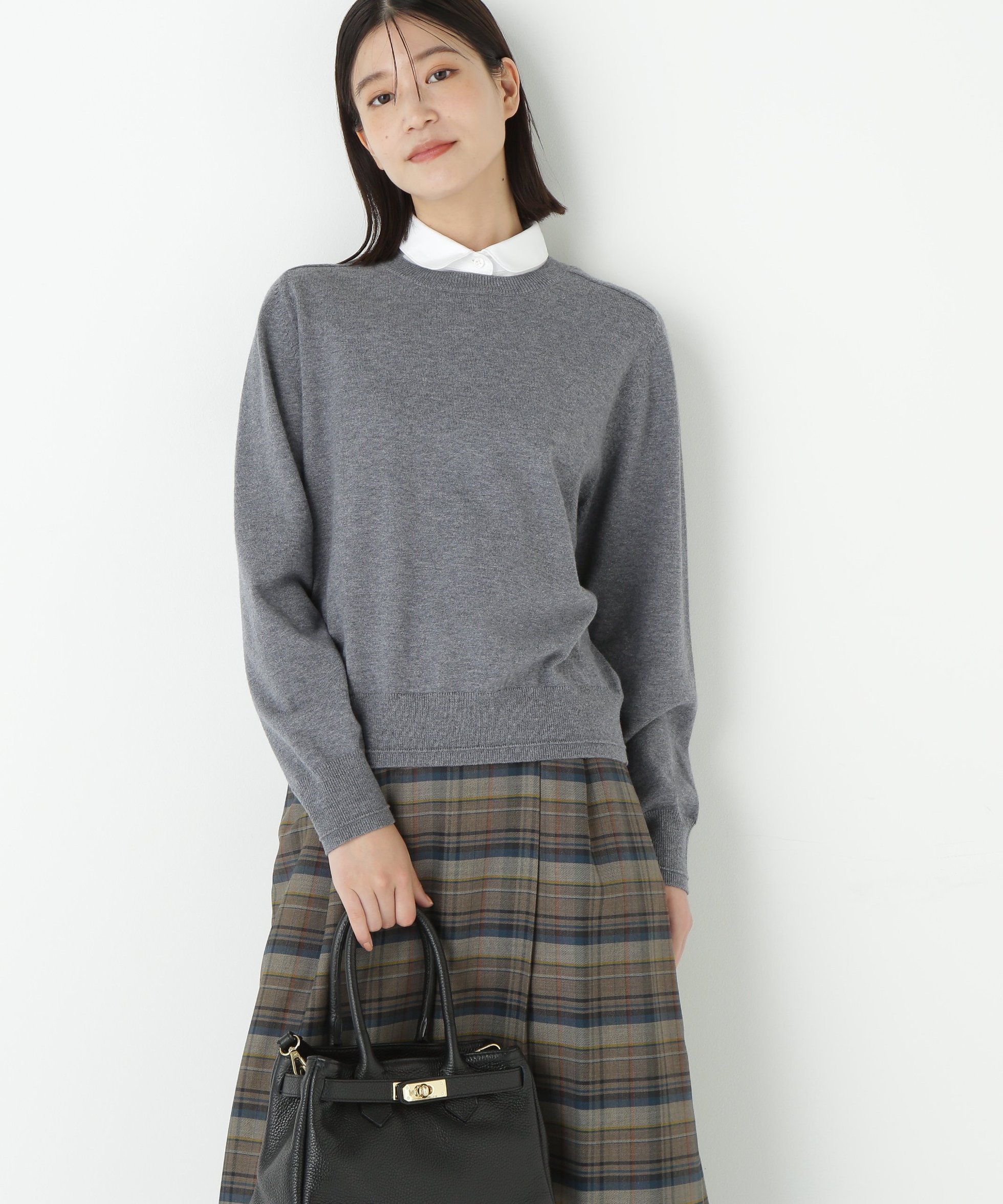 【ヒューマンウーマン/HUMAN WOMAN】のウールコットンシャツカラーニット インテリア・キッズ・メンズ・レディースファッション・服の通販 founy(ファニー) 　ファッション　Fashion　レディースファッション　Fashion for Women　トップス・カットソー　Cut & Sew Tops　ニット　Knit Tops & Sweaters　シャツ・ブラウス・オフィスカジュアル　Elegant Blouses & Button-Ups　おすすめ　Recommended / Our Picks　オックス　Oxford Fabric　シンプル　Simple, Minimal　スタンダード　Standard, Basic　エレガント 上品　Elegant　グレー|ID: prp329100004830999 ipo3291000000035170670