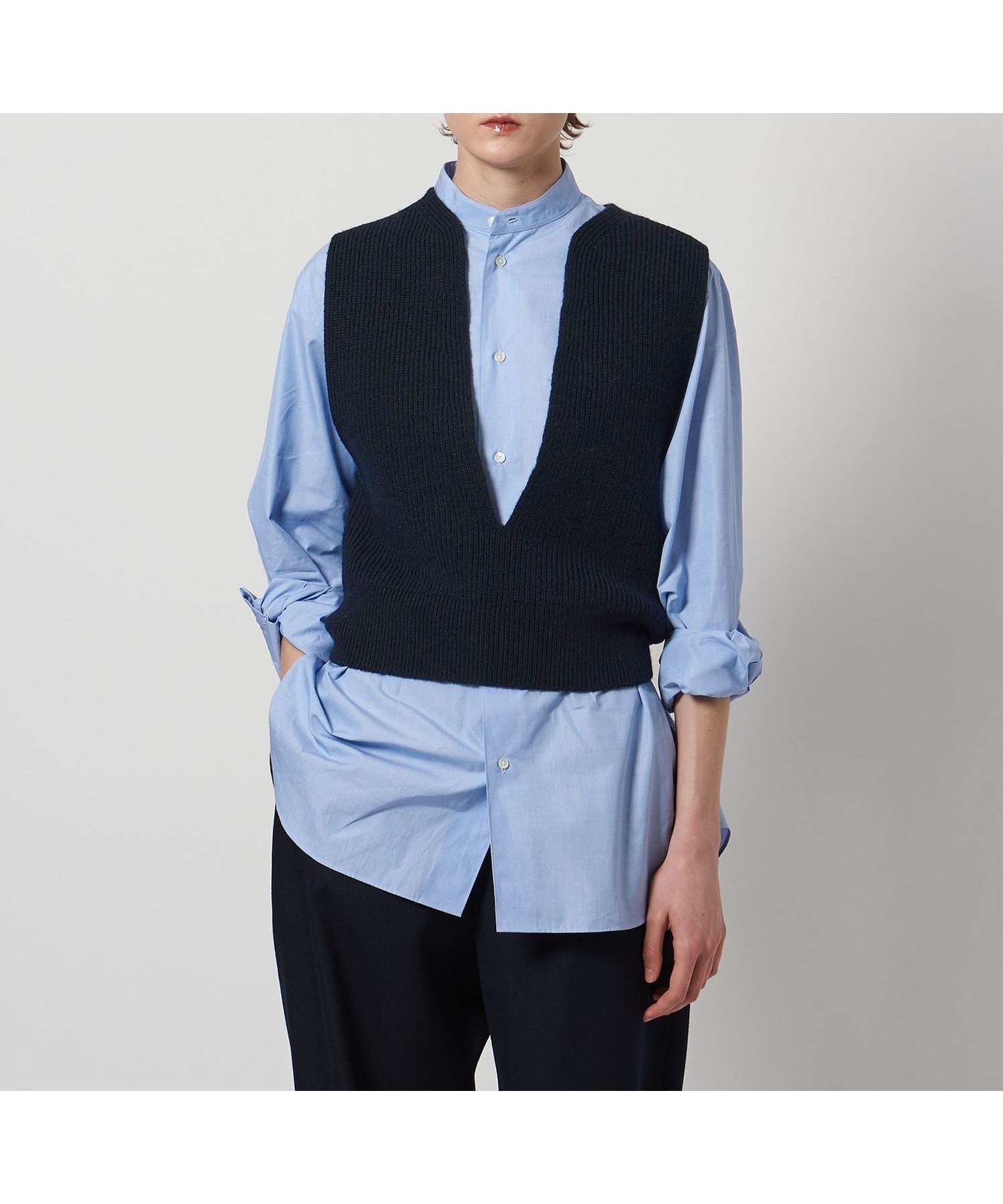 【ユナイテッドアローズ/UNITED ARROWS】のLOEFF スリットネック ベスト インテリア・キッズ・メンズ・レディースファッション・服の通販 founy(ファニー) ファッション Fashion レディースファッション Fashion for Women アウター Coat / Outerwear Collection トップス・カットソー Cut & Sew Tops ベスト&ジレ / 重ね着スタイル Vests & Gilets スリット Slit, Slit Detail ベスト Vest, Waistcoat ヴィンテージ Vintage Style NAVY|ID: prp329100004831012 ipo3291000000035170869