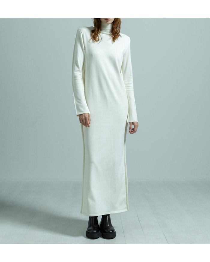 【ビヨーマ/BIYOMA】のCOTTON SILK LONG KNIT DRESS インテリア・キッズ・メンズ・レディースファッション・服の通販 founy(ファニー) https://founy.com/ ファッション Fashion レディースファッション Fashion for Women トップス・カットソー Cut & Sew Tops ニット Knit Tops & Sweaters ワンピース Dresses フォーマル・パーティードレス・結婚式用ドレス Elegant & Casual Dresses 2025年 2025 2025春夏・S/S Spring/Summer 2025 SS25 ショルダー Shoulder, Shoulder Strap ジャケット Jacket, Outerwear タートルネック Turtleneck, High Neck パイピング Piping, Trim Design |ID: prp329100004831017 ipo3291000000035170956