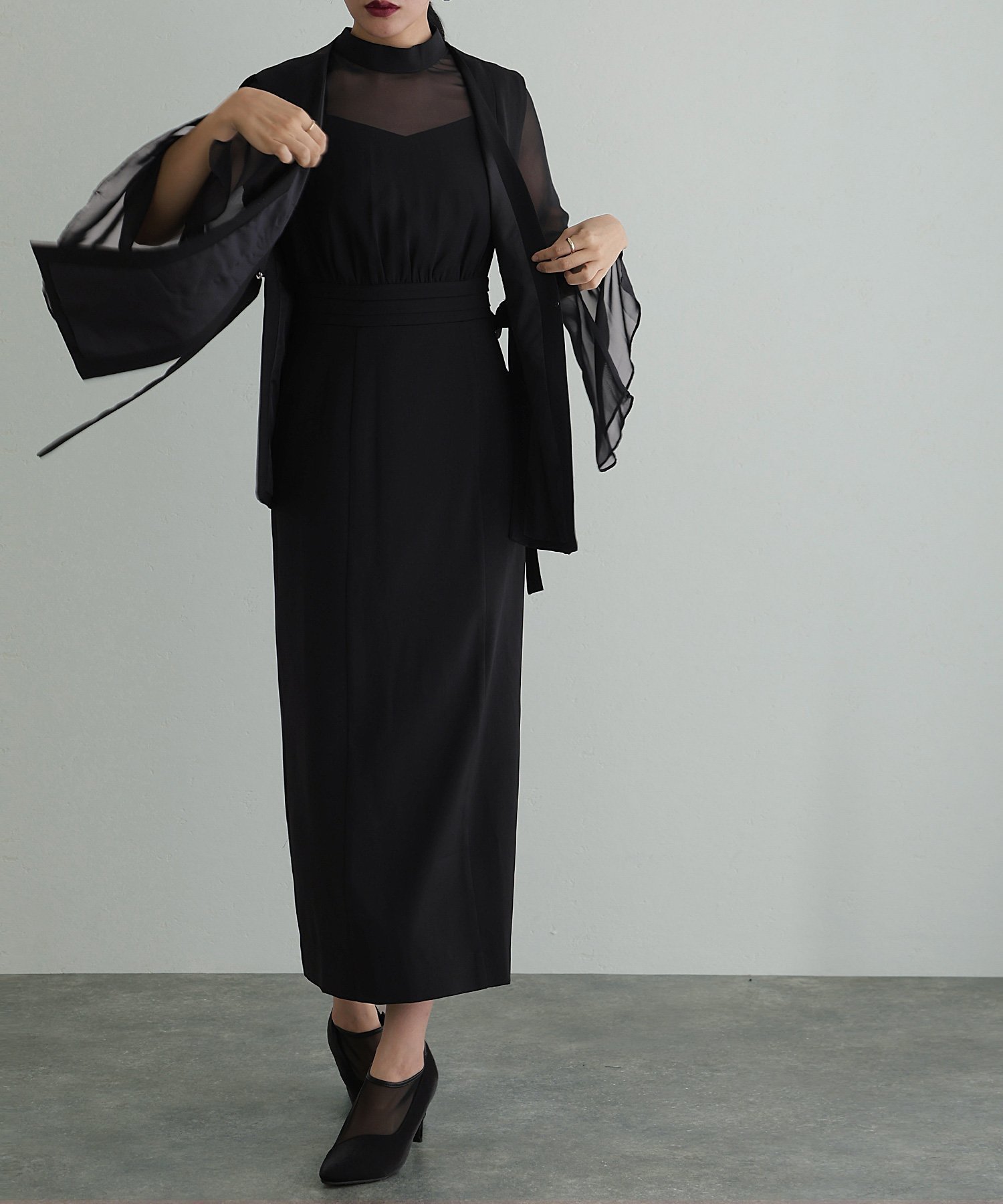 【プールヴー/PourVous】の【低身長用サイズあり】スリットスリーブジレ付きワンピース インテリア・キッズ・メンズ・レディースファッション・服の通販 founy(ファニー) 　ファッション　Fashion　レディースファッション　Fashion for Women　アウター　Coat / Outerwear Collection　シフォン　Chiffon, Lightweight Fabric　スリット　Slit, Slit Detail　スリーブ　Sleeve, Long Sleeve / Short Sleeve　おすすめ　Recommended / Our Picks　セレモニー　Ceremony　結婚式　Wedding　二次会　After Party　ブラック|ID: prp329100004831022 ipo3291000000035171026