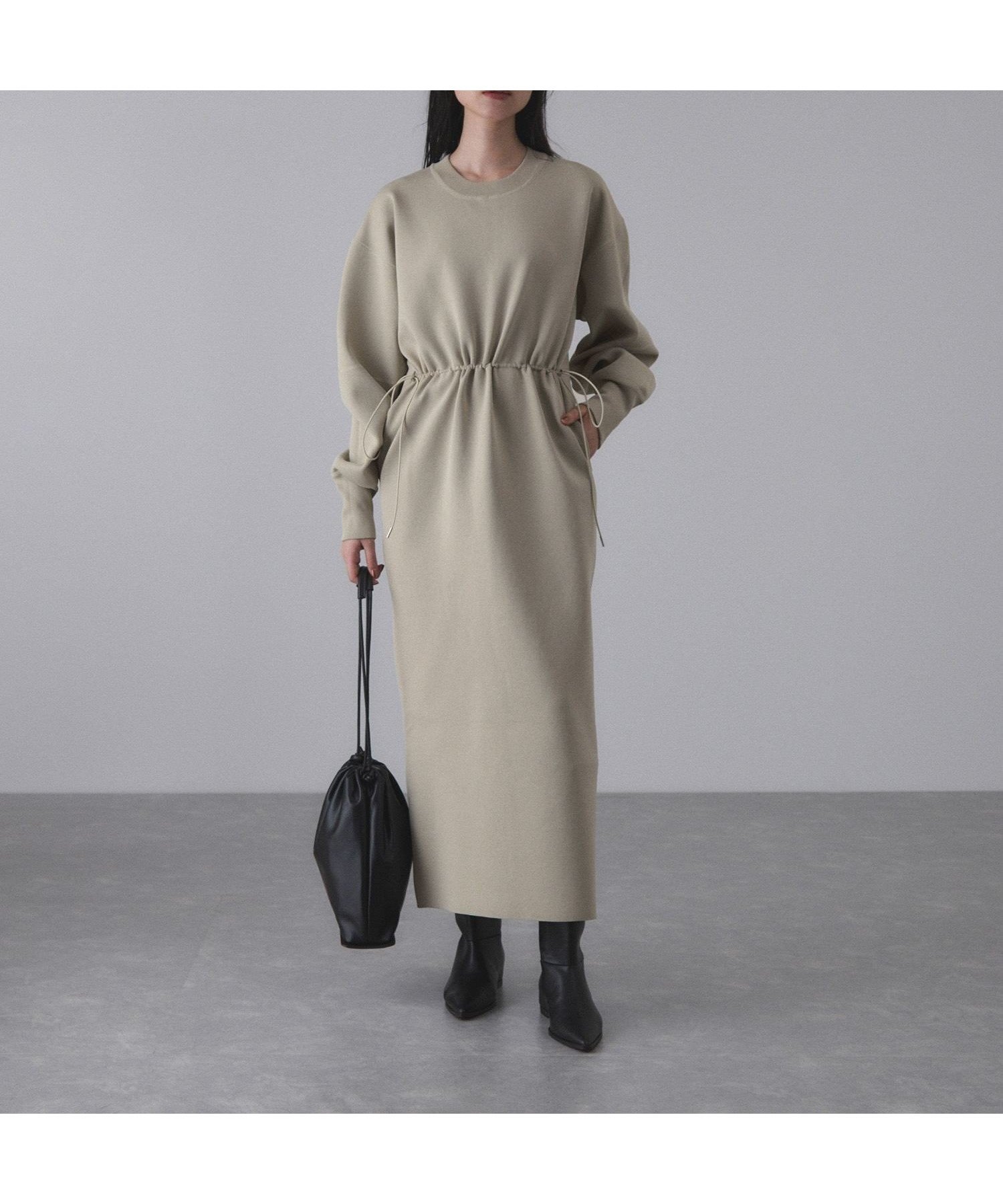 【アダム エ ロペ/ADAM ET ROPE'】のフォルムニットワンピース インテリア・キッズ・メンズ・レディースファッション・服の通販 founy(ファニー) ファッション Fashion レディースファッション Fashion for Women ワンピース Dresses ニットワンピース Knit Dresses インナー Innerwear ギャザー Gathered, Ruffled シアー Sheer, See-Through スニーカー Sneakers, Trainers スリーブ Sleeve, Long Sleeve / Short Sleeve タートルネック Turtleneck, High Neck バランス Balance, Style Balance フォルム Silhouette, Form ポケット Pocket, Pocket Detail リラックス Relax, Relaxed Fit ロング Long, Long-Length A/W・秋冬 Autumn/Winter おすすめ Recommended / Our Picks 2026年 2026 ライトグレー(08)|ID: prp329100004831039 ipo3291000000035171382