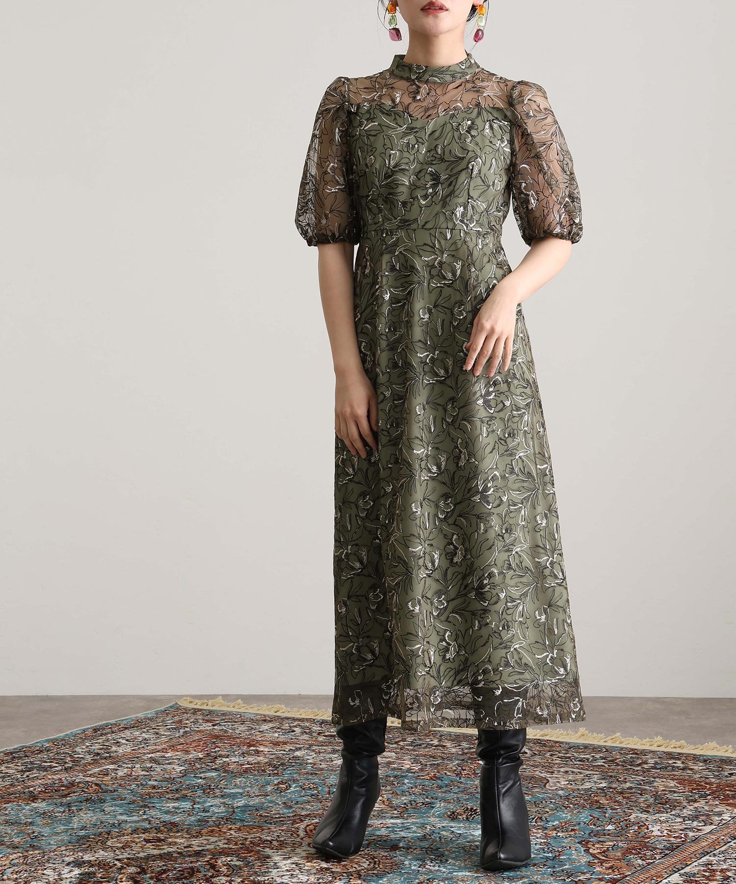 【プールヴー/PourVous】の配色刺繍レースパフスリーブドレス結婚式オケージョンドレス同窓会パーティードレス 人気、トレンドファッション・服の通販 founy(ファニー) 　ファッション　Fashion　レディースファッション　Fashion for Women　ワンピース　Dresses　フォーマル・パーティードレス・結婚式用ドレス　Elegant & Casual Dresses　クラシカル　Classical, Vintage-Inspired　シアー　Sheer, See-Through　スリーブ　Sleeve, Long Sleeve / Short Sleeve　デコルテ　Décolleté, Neckline　ドレス　Dress, One-Piece　ハイネック　High Neck, Mock Neck　フィット　Fit, Slim Fit　レース　Lace, Lace Fabric　おすすめ　Recommended / Our Picks　セレモニー　Ceremony　結婚式　Wedding　二次会　After Party　 other-1|ID: prp329100004831048 ipo3291000000035171626